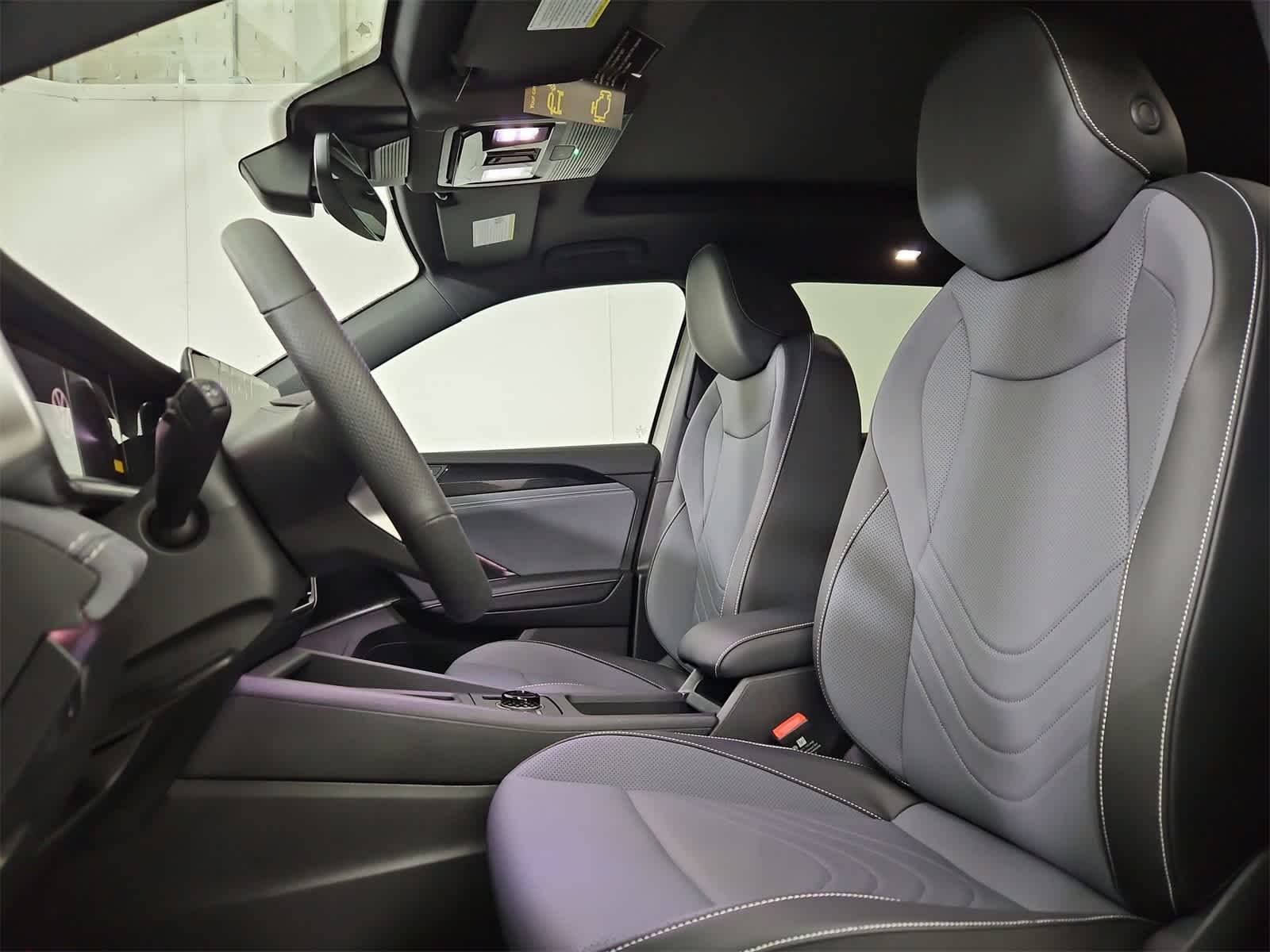 Thumbnail: 2026 Volkswagen Tiguan - 16