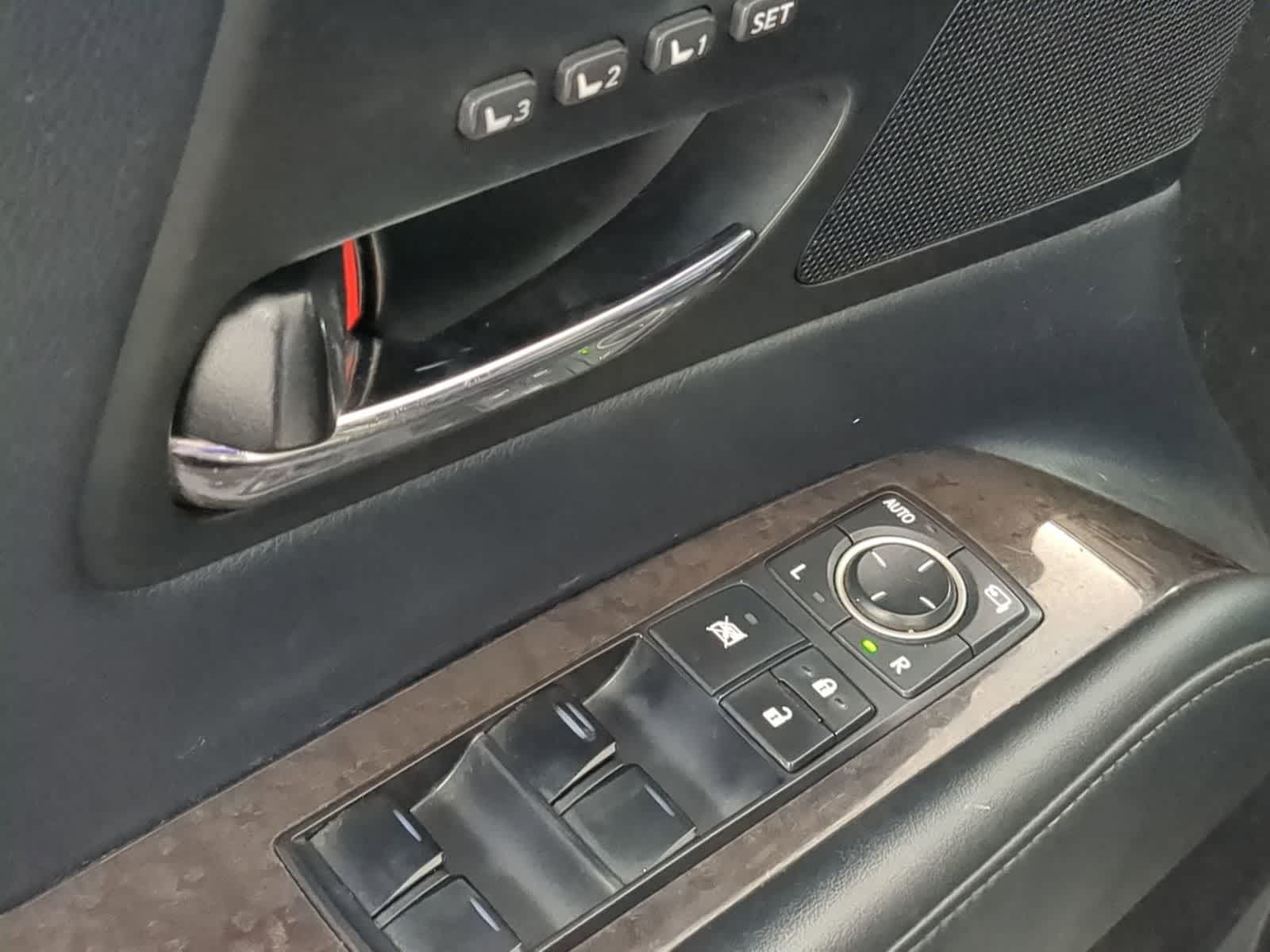 Thumbnail: 2015 Lexus RX - 16