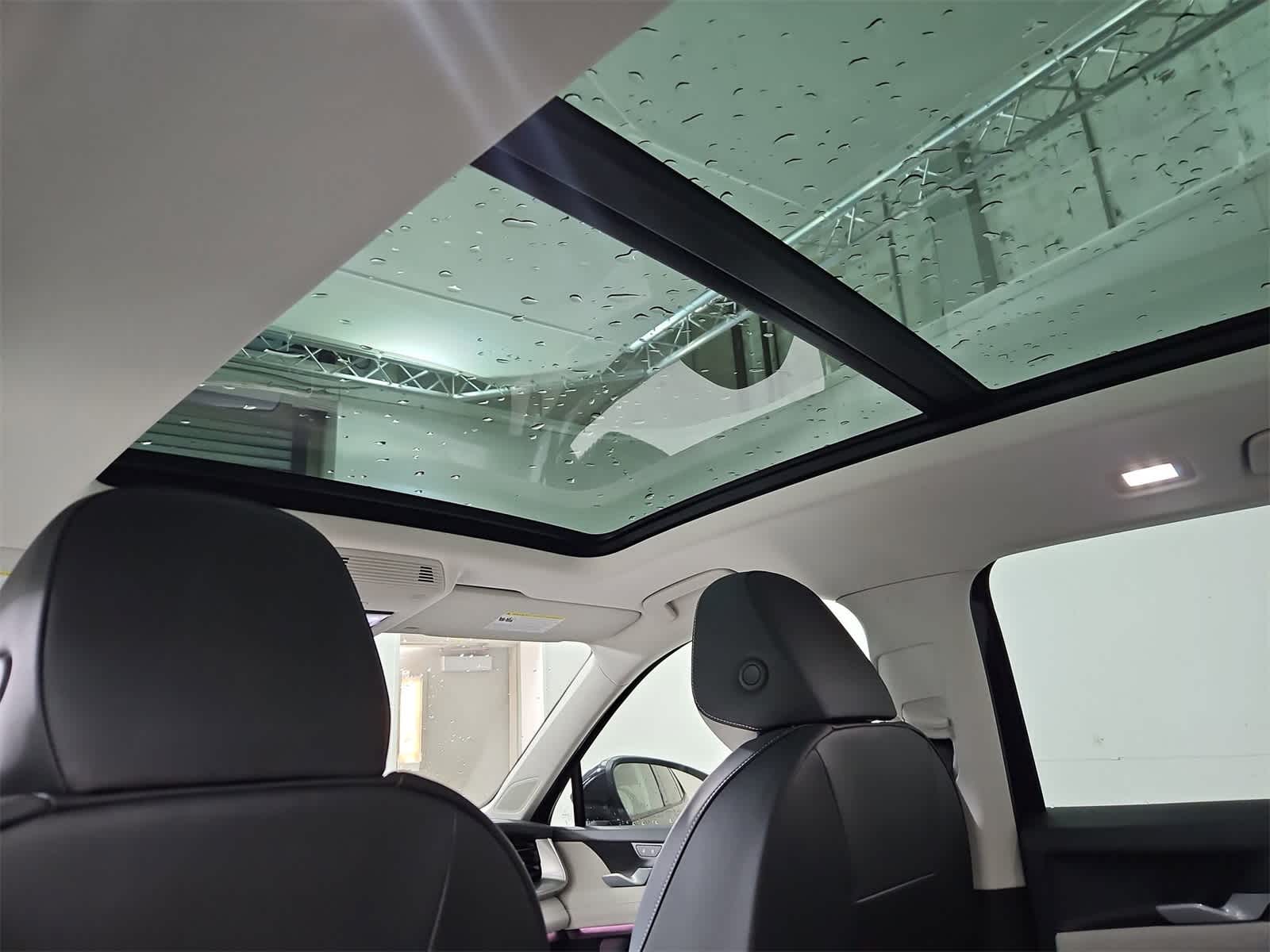 Thumbnail: 2025 Volkswagen Tiguan - 22