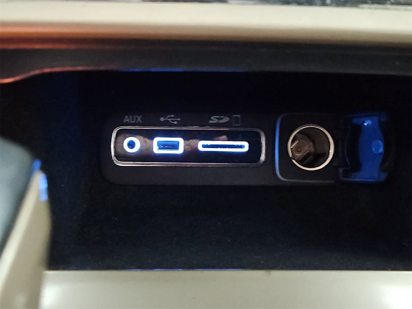 Thumbnail: 2017 Jeep Grand Cherokee - 31