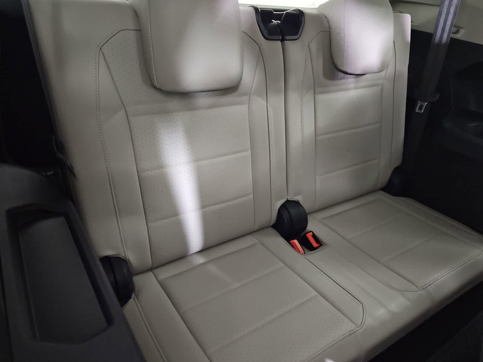 Thumbnail: 2020 Volkswagen Tiguan - 38