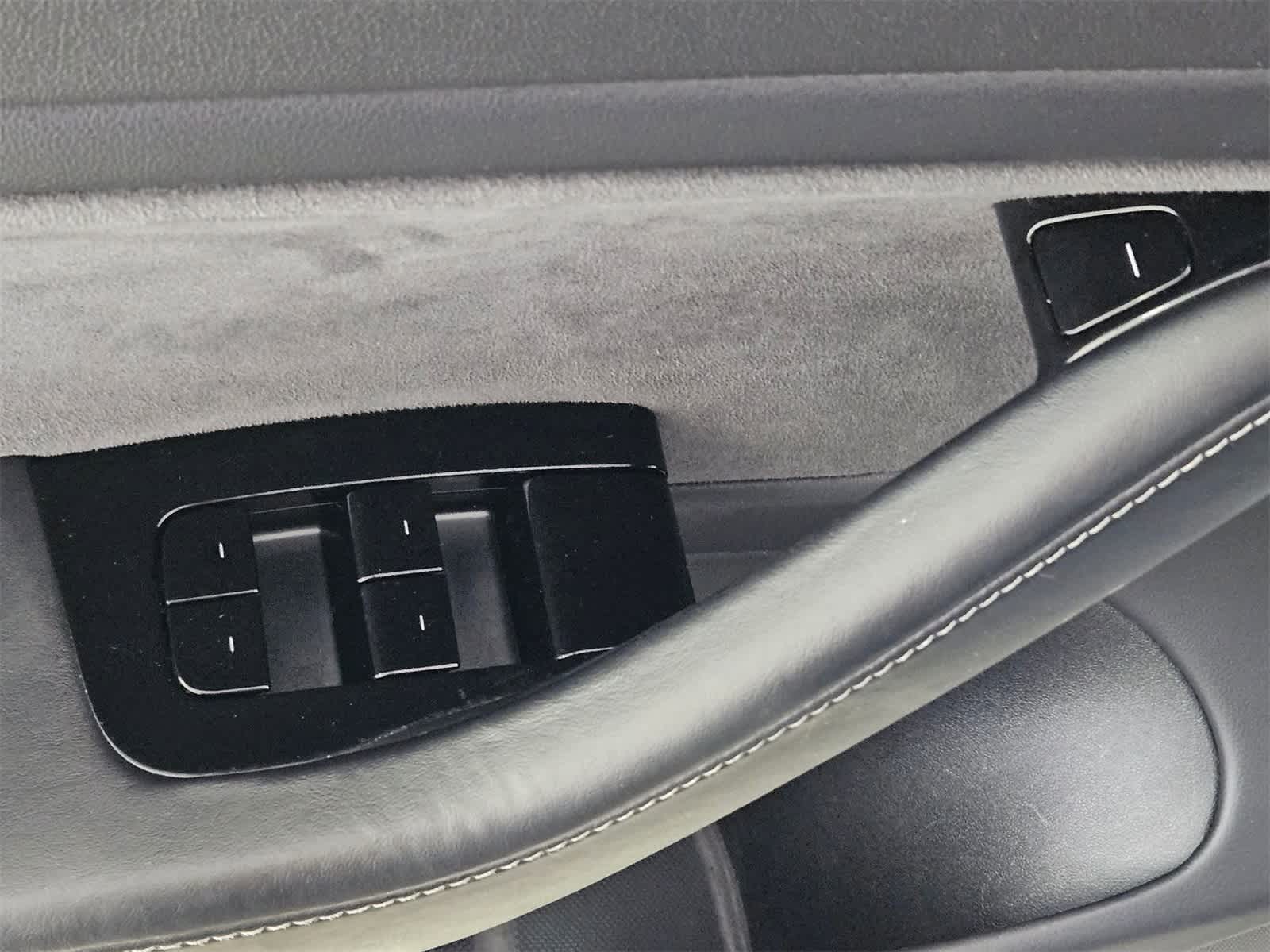 Thumbnail: 2019 Tesla Model 3 - 15