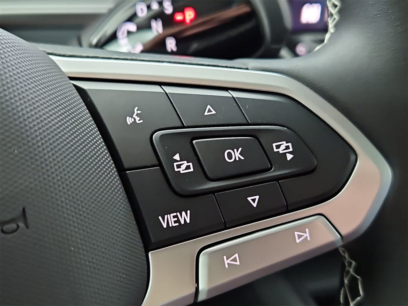 Thumbnail: 2025 Volkswagen Tiguan - 26