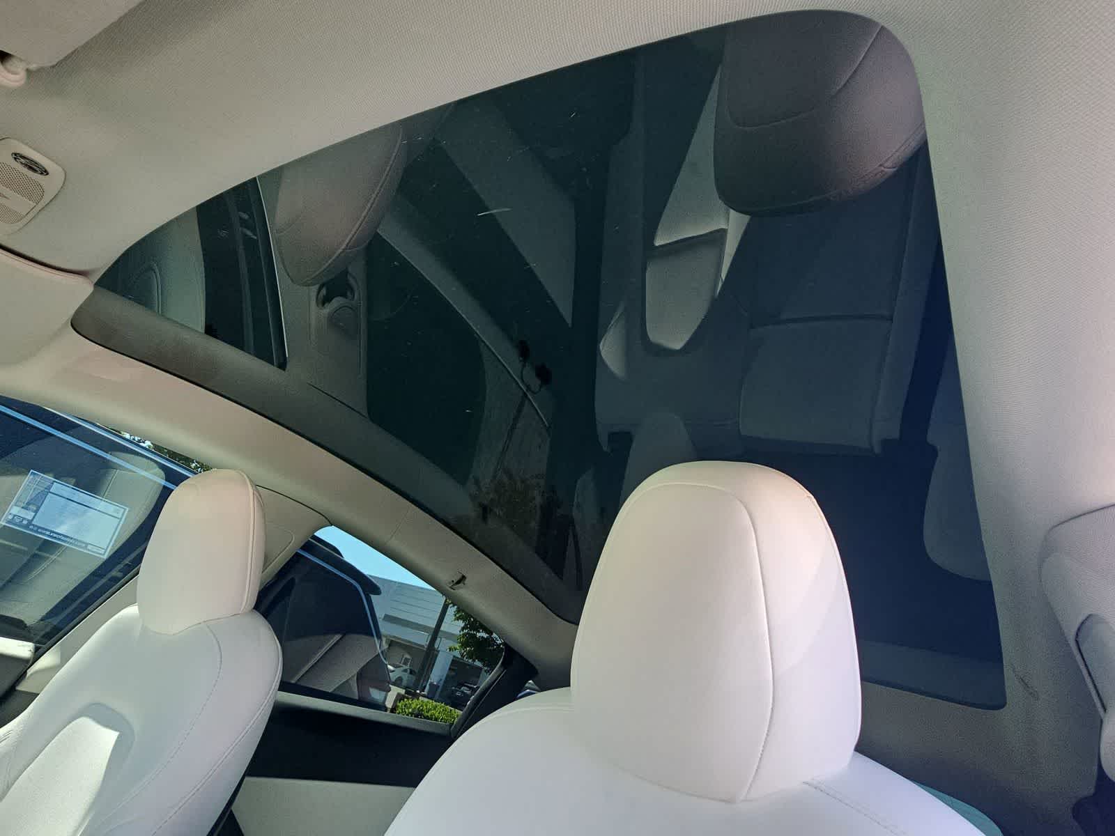 Thumbnail: 2022 Tesla Model Y - 19
