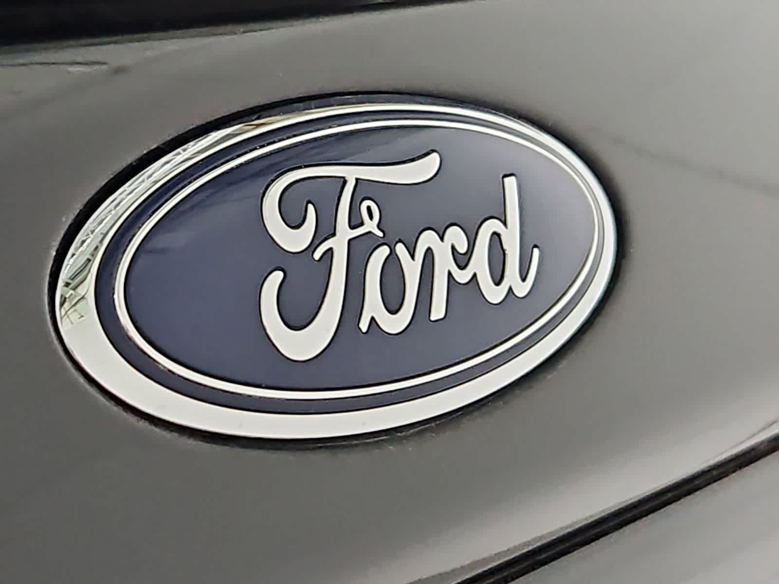 Thumbnail: 2022 Ford Explorer - 11