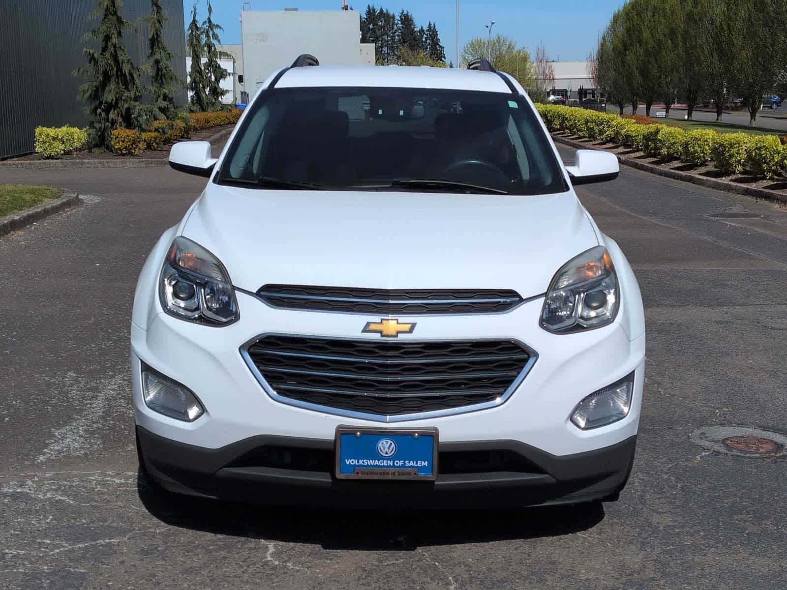 Thumbnail: 2017 Chevrolet Equinox - 9