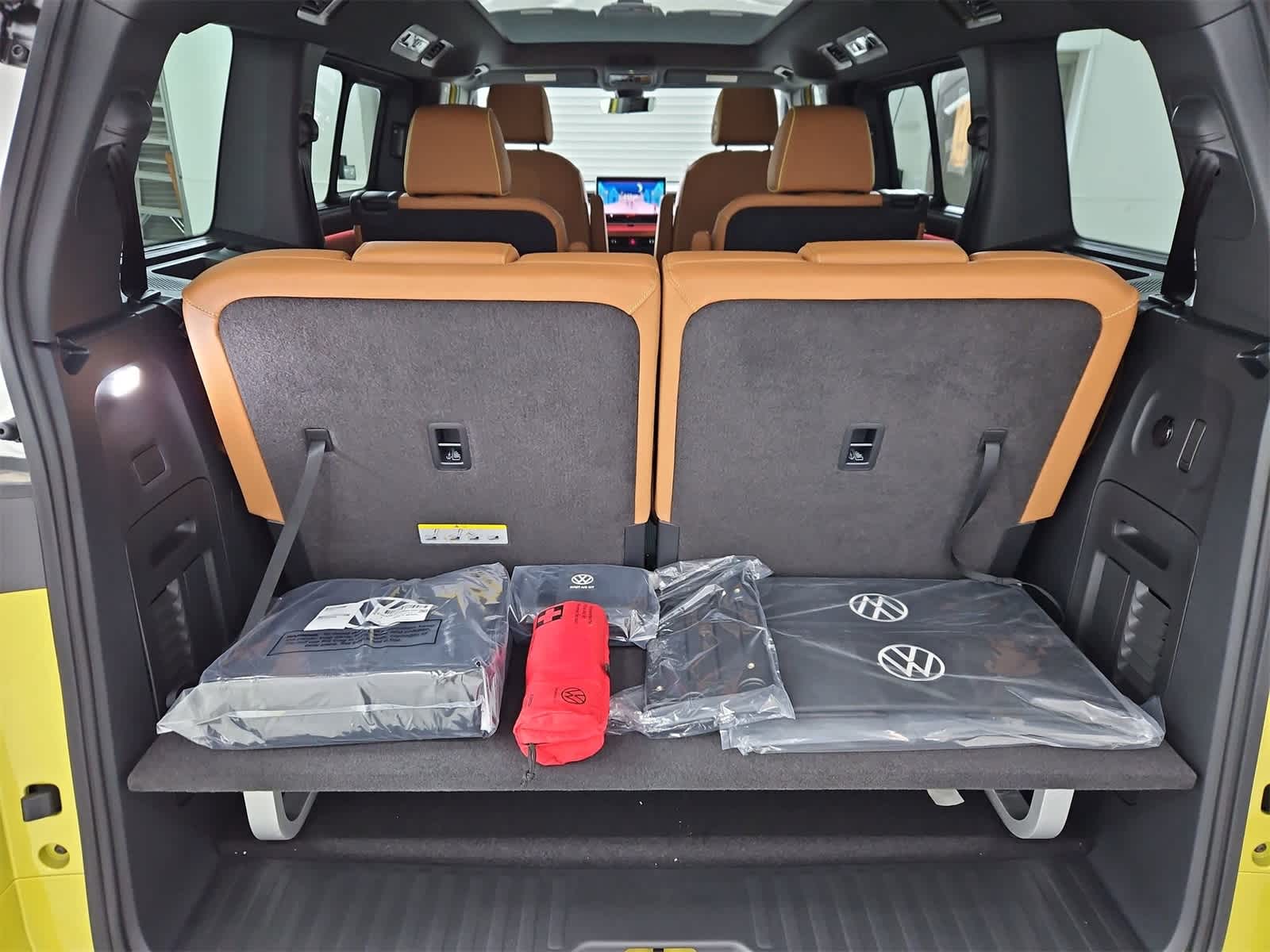 Thumbnail: 2025 Volkswagen ID.Buzz - 36