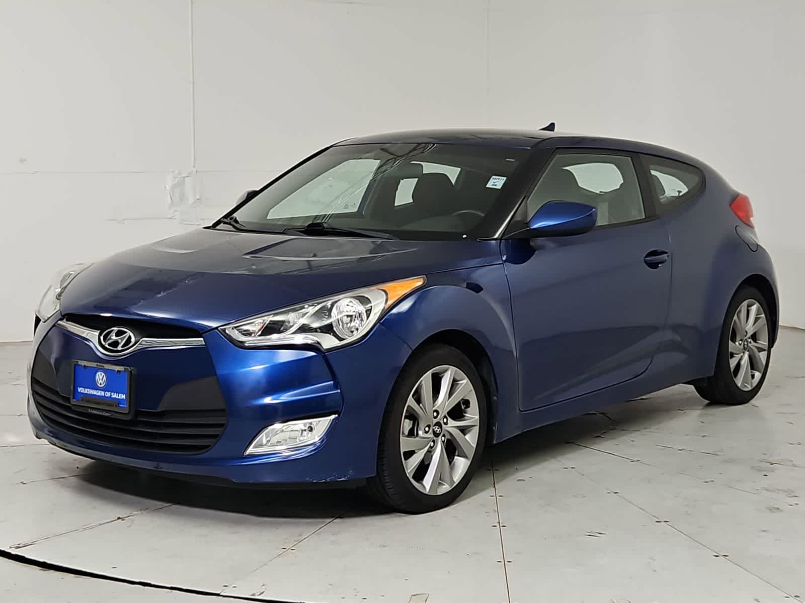 2017 Hyundai Veloster Base -
                  Salem, OR