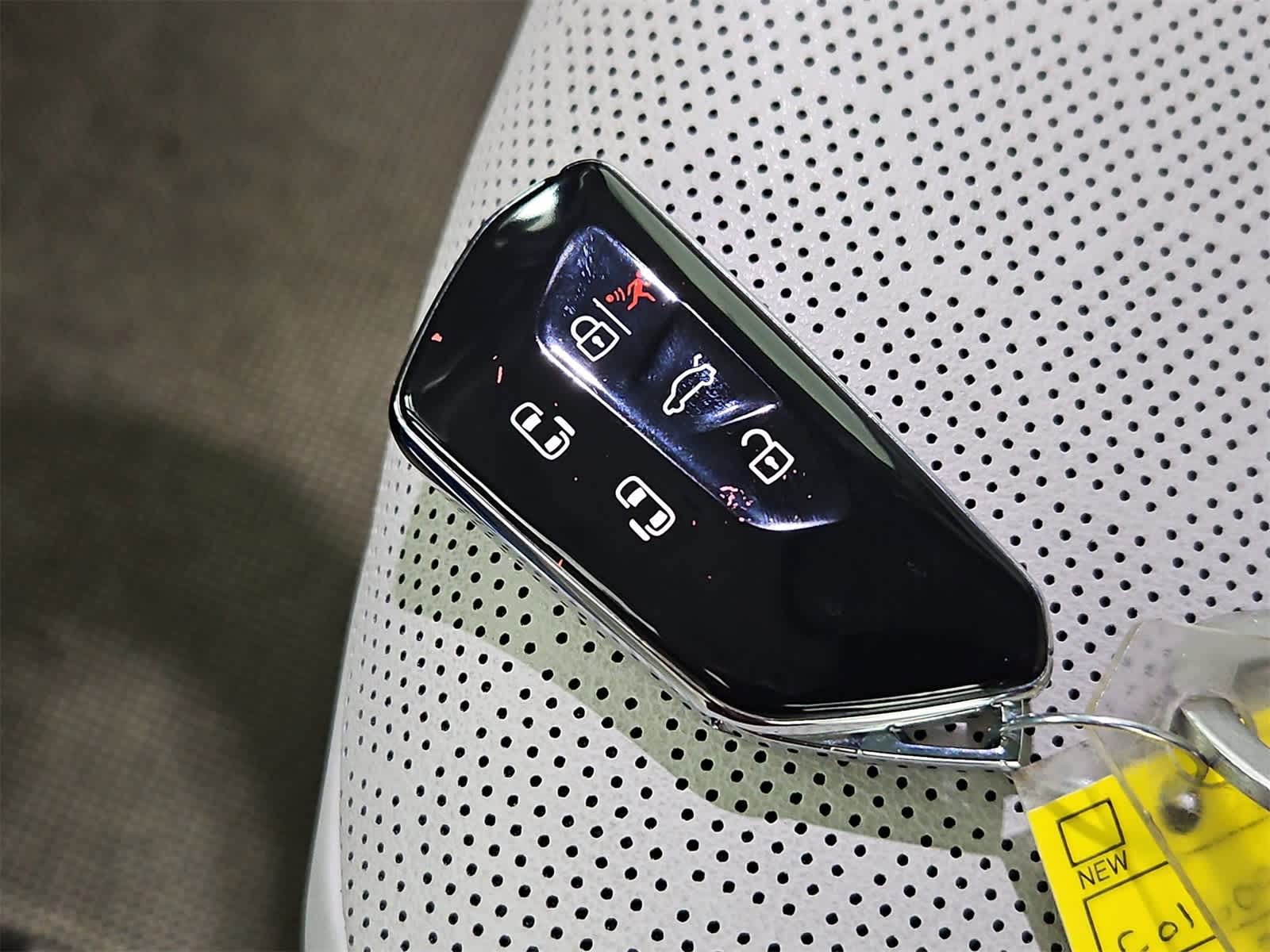 Thumbnail: 2025 Volkswagen ID.Buzz - 37