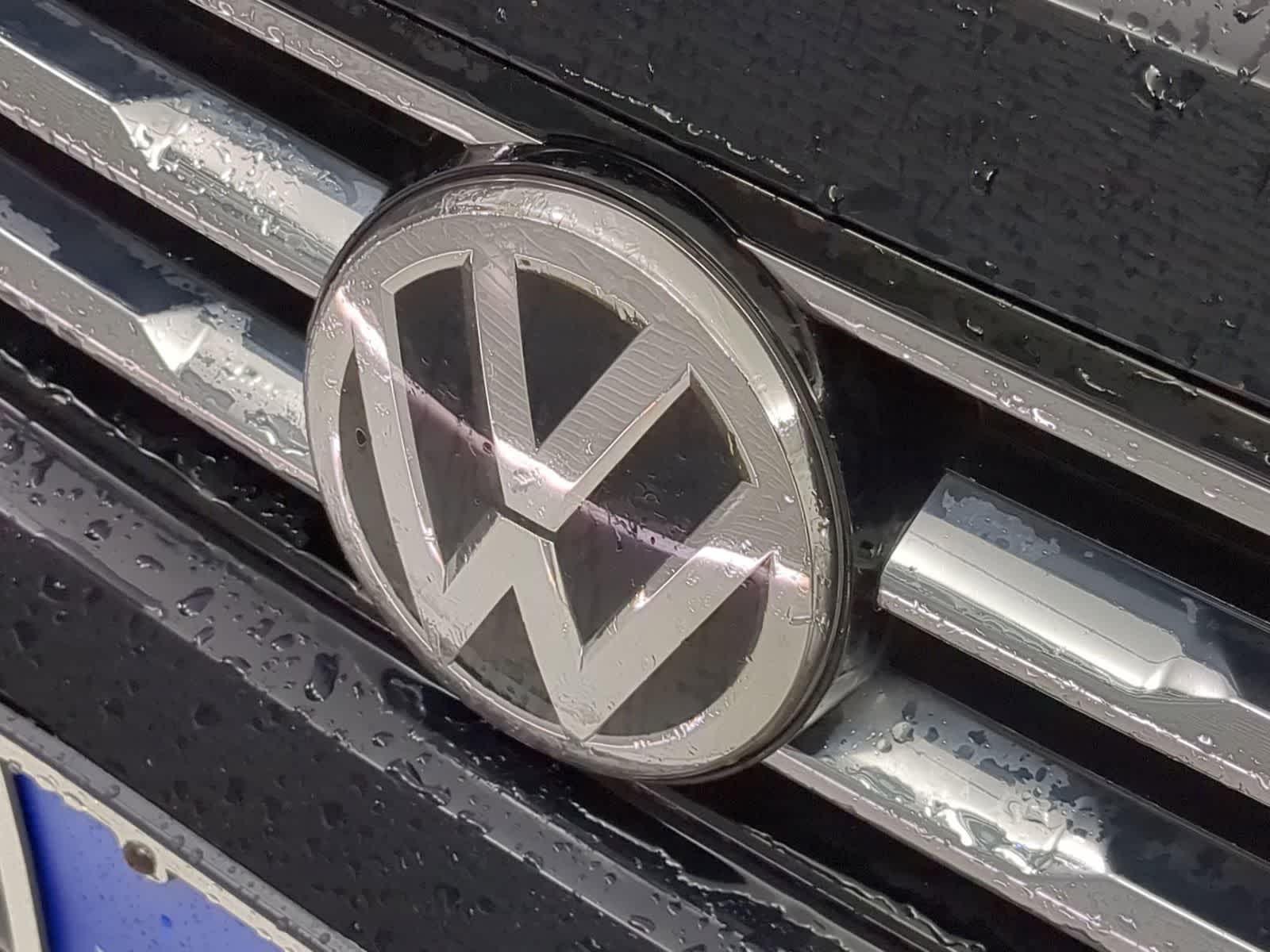 Thumbnail: 2020 Volkswagen Tiguan - 10