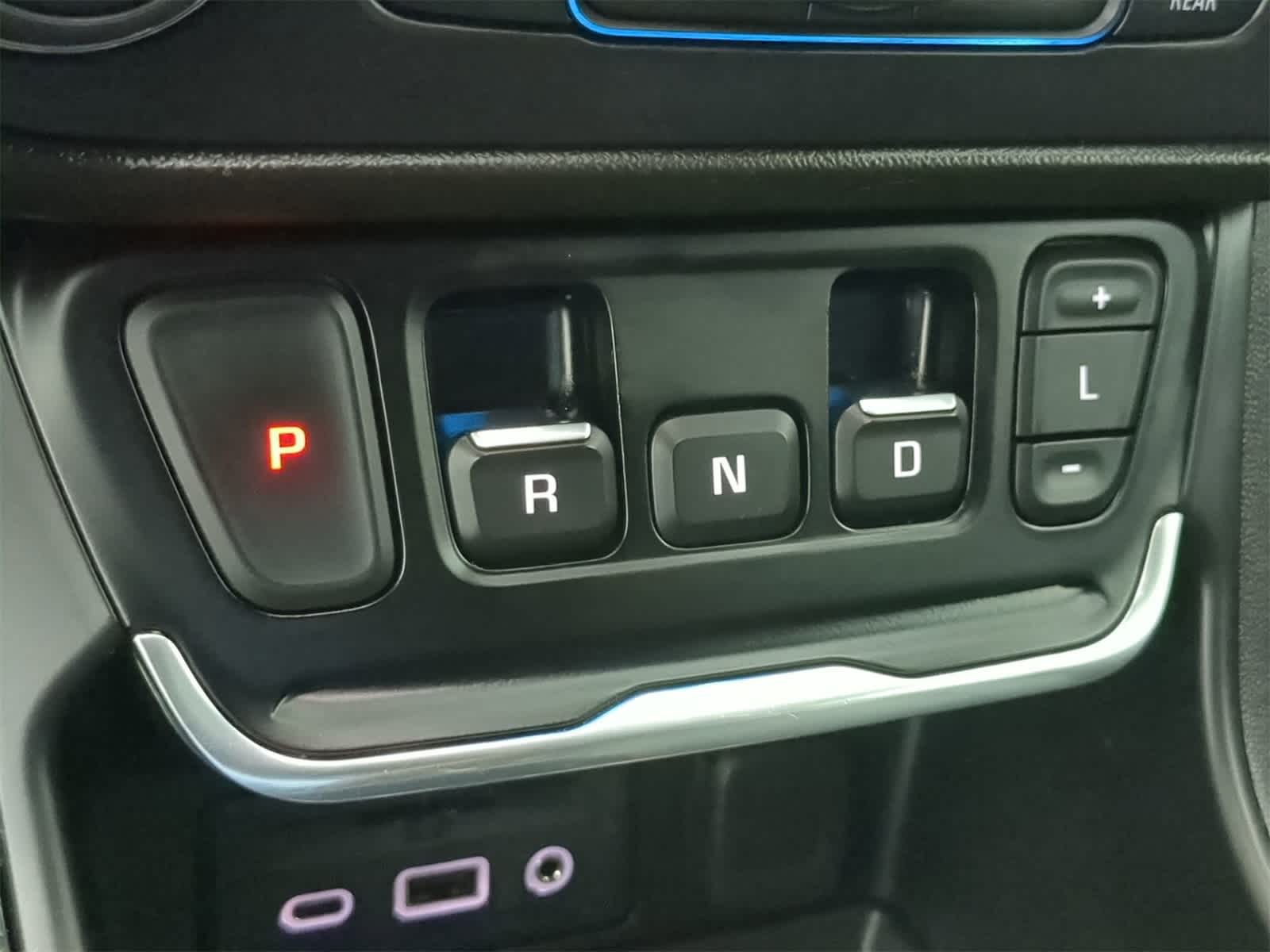 Thumbnail: 2021 GMC Terrain - 31