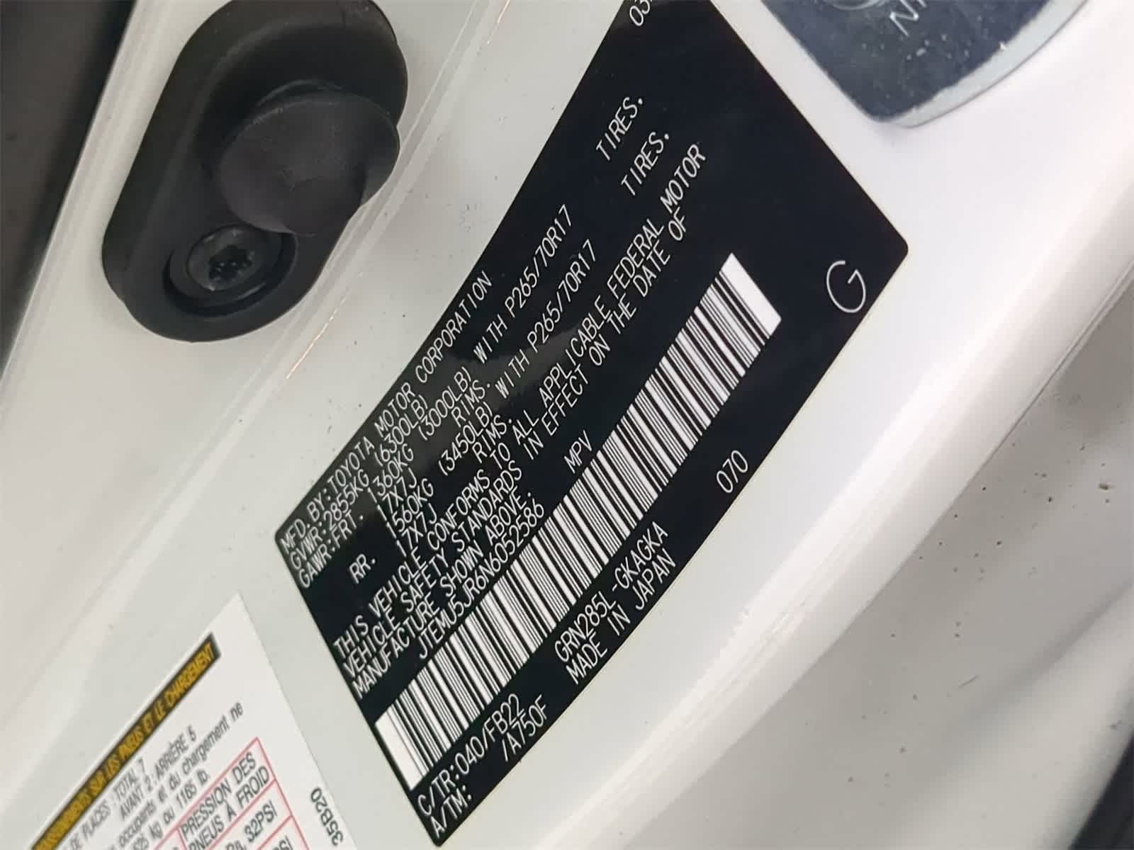 Thumbnail: 2022 Toyota 4Runner - 34