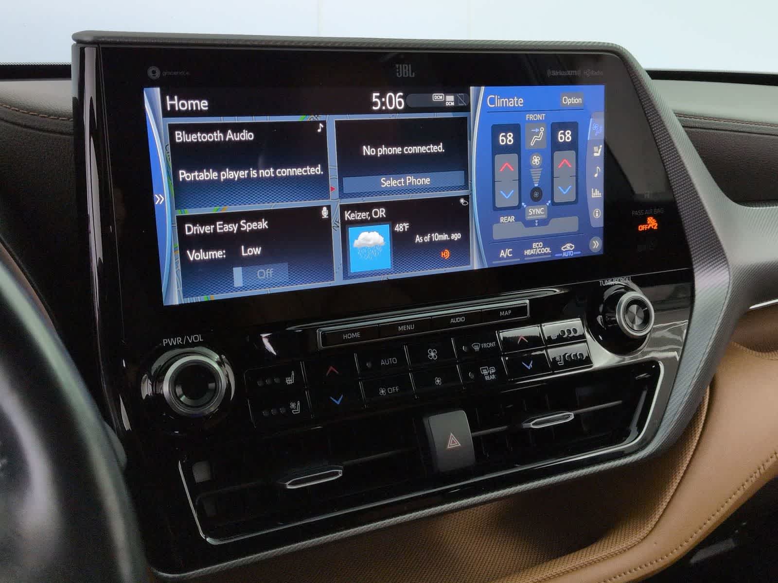 Thumbnail: 2021 Toyota Highlander - 28