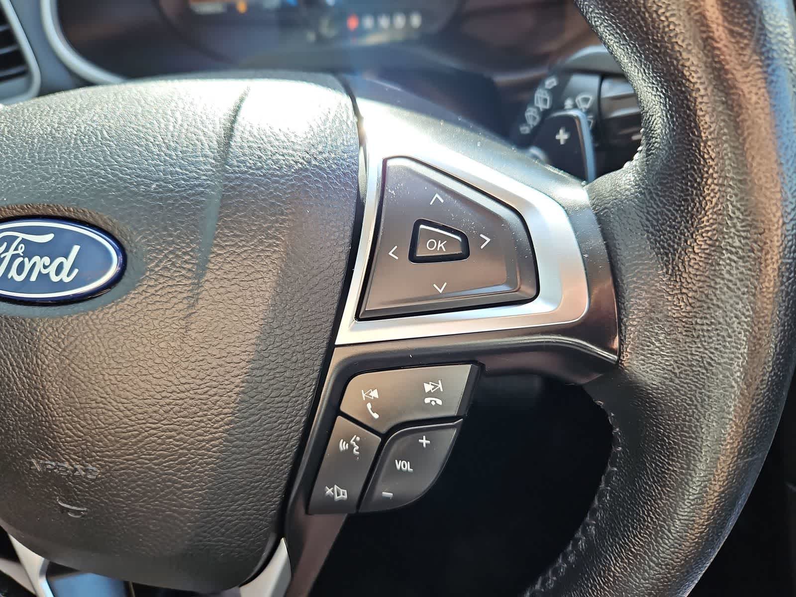 Thumbnail: 2020 Ford Edge - 23