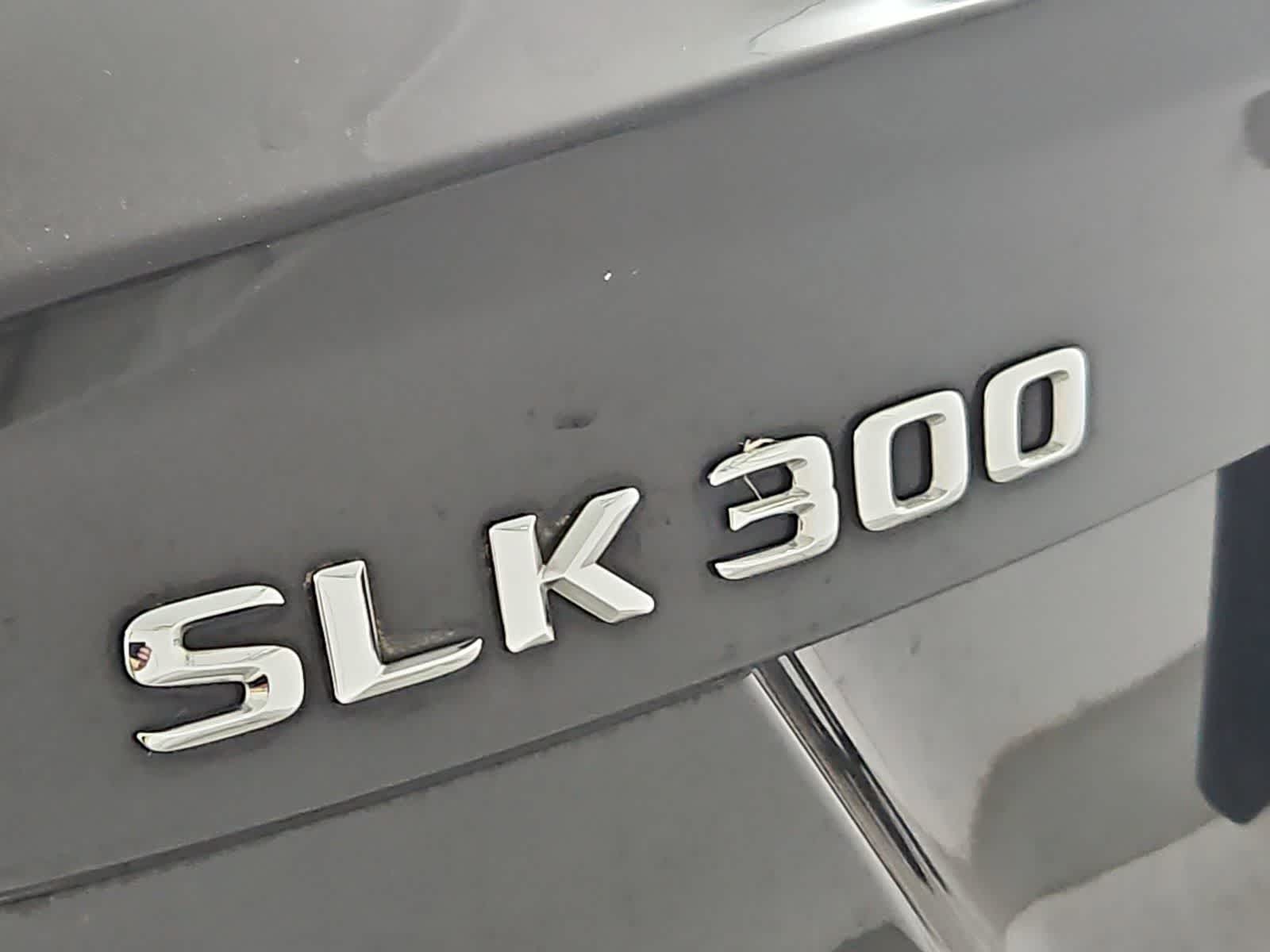 Thumbnail: 2016 Mercedes-Benz SLK - 12