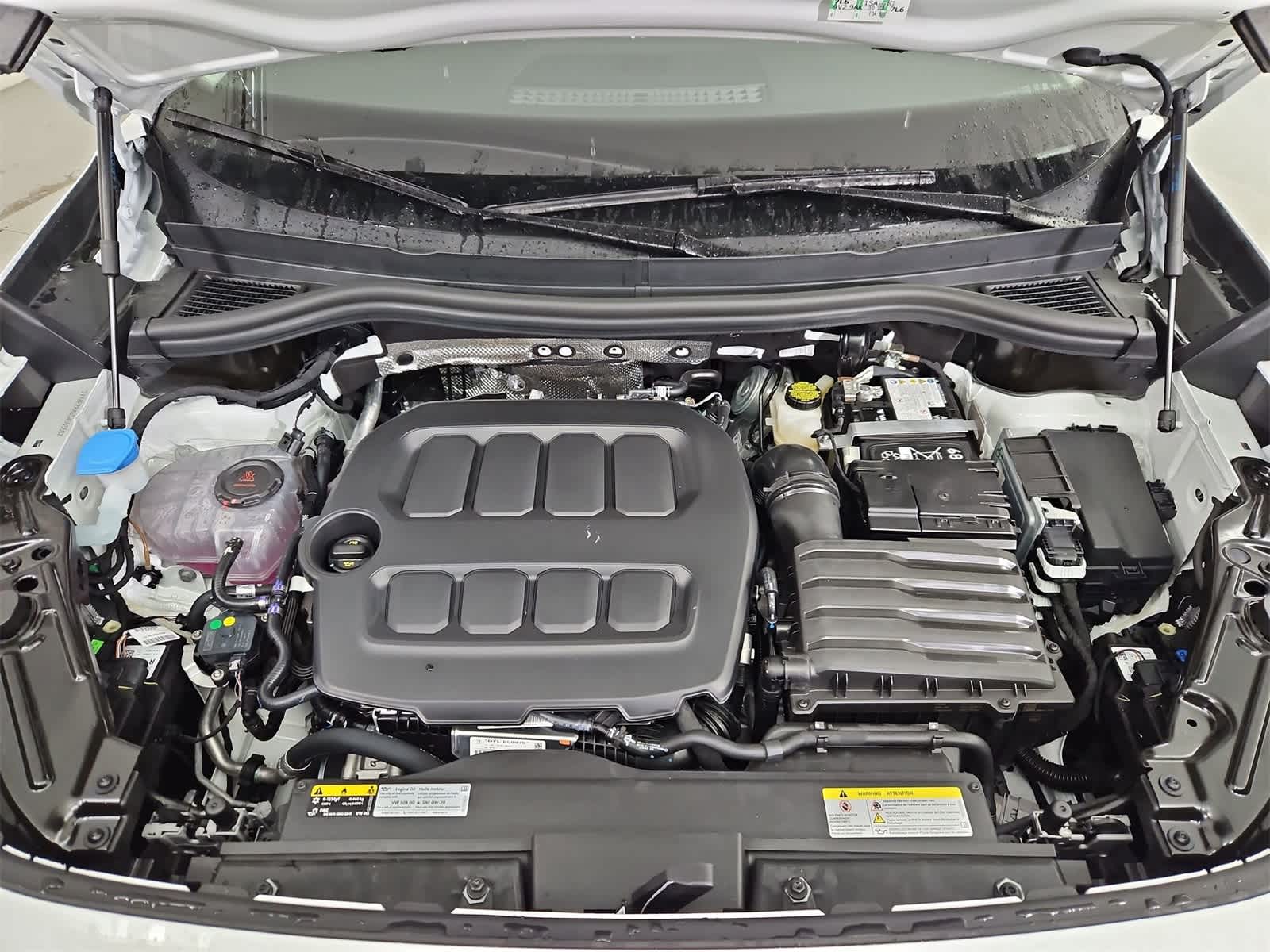 Thumbnail: 2025 Volkswagen Tiguan - 14