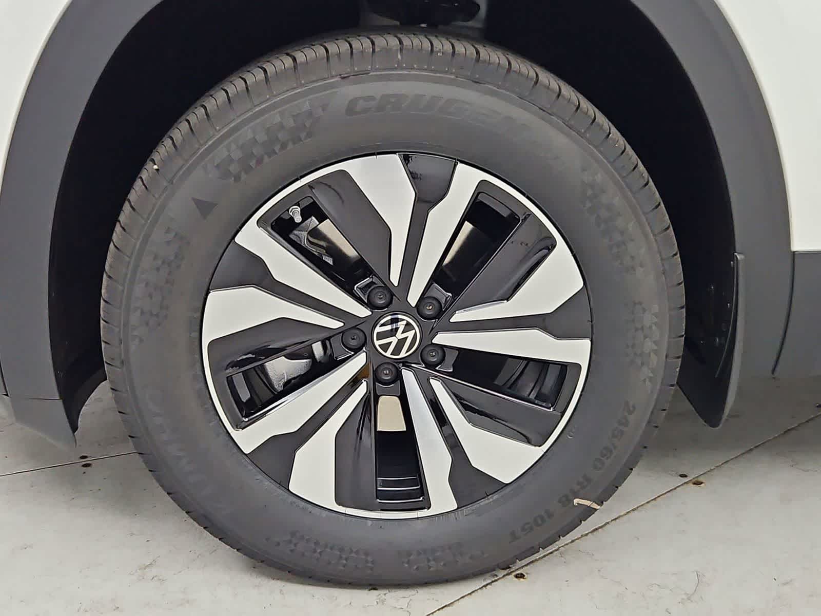 Thumbnail: 2026 Volkswagen Atlas - 13