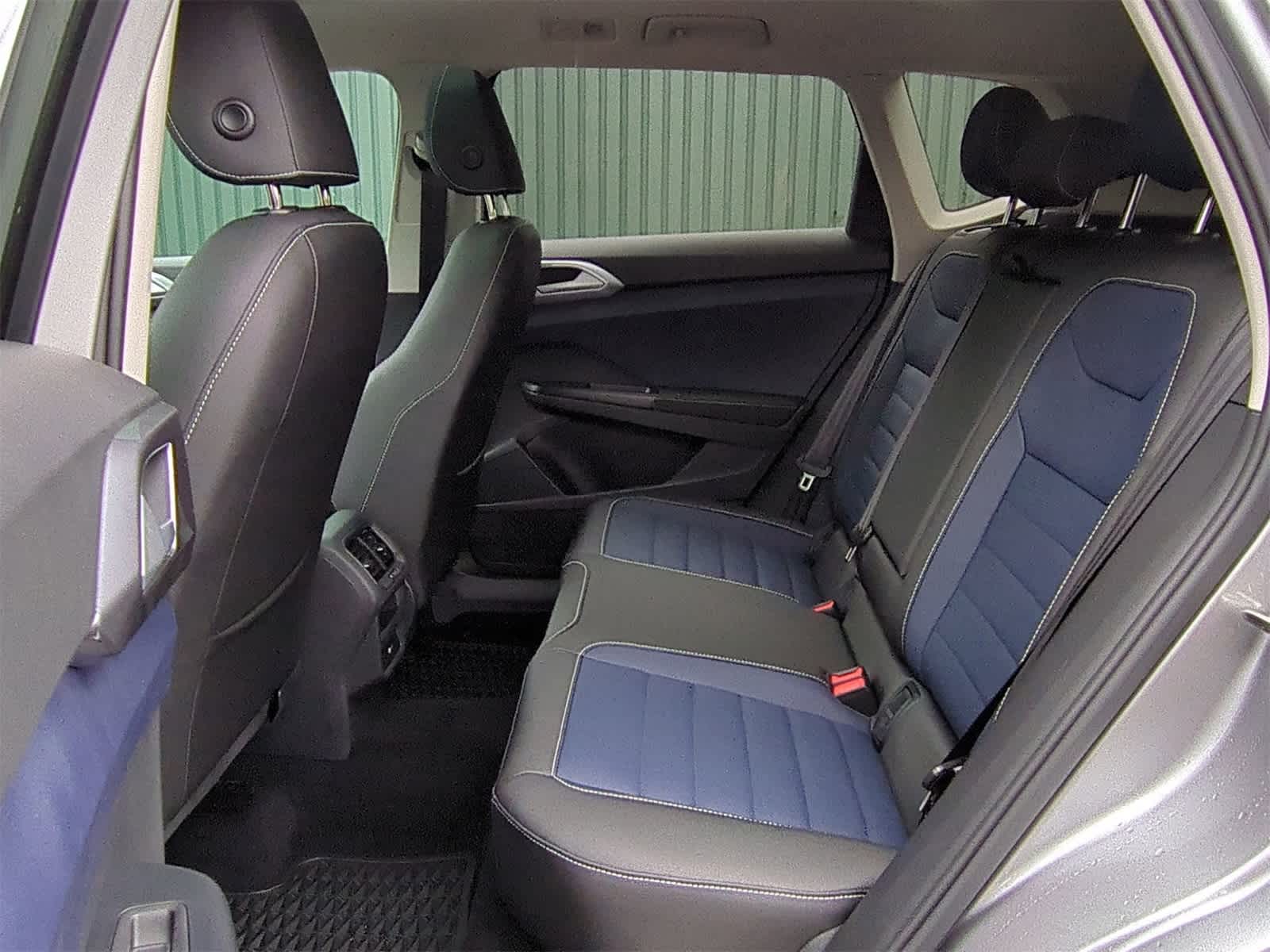 Thumbnail: 2025 Volkswagen Taos - 20