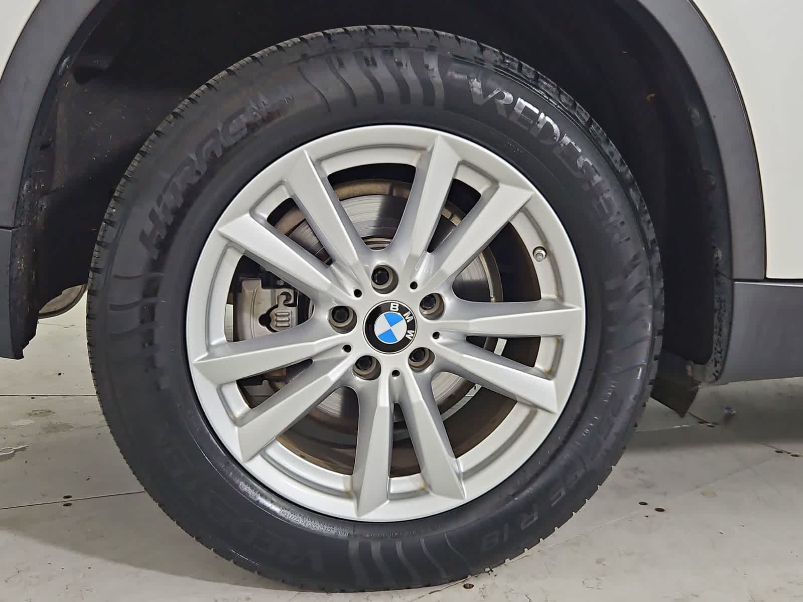 Thumbnail: 2014 BMW X5 - 13
