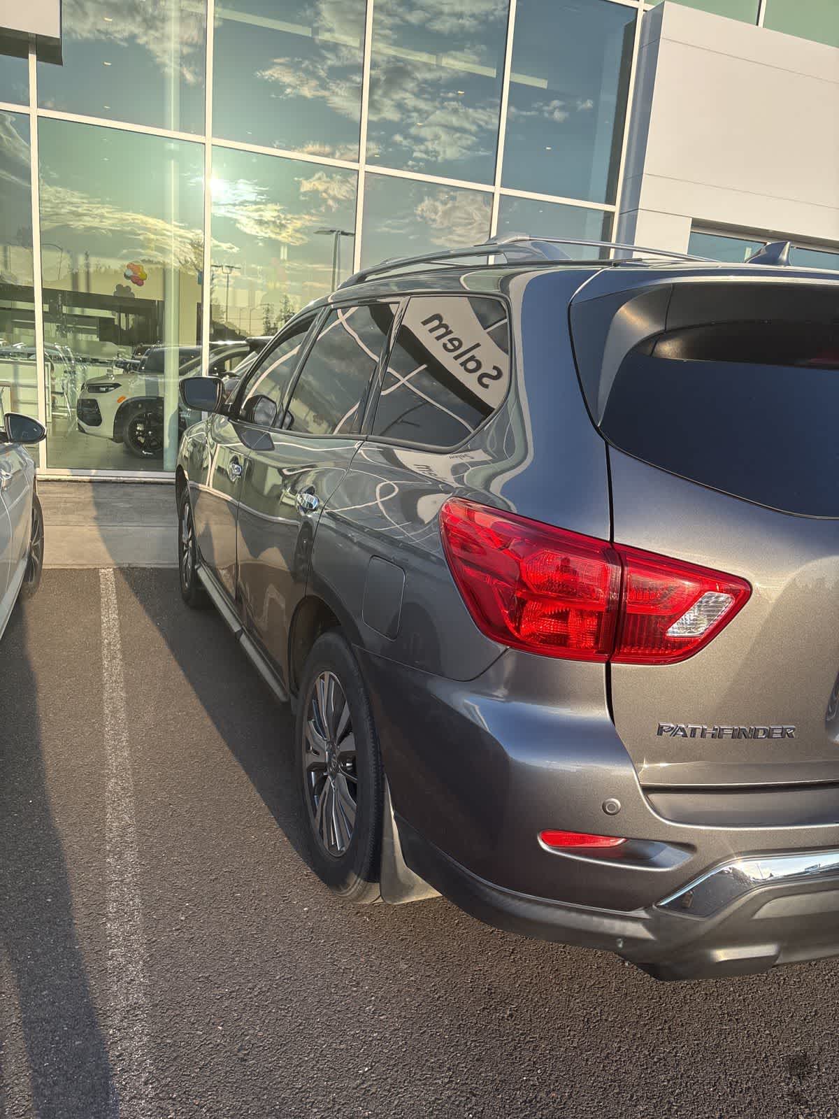 Thumbnail: 2020 Nissan Pathfinder - 5