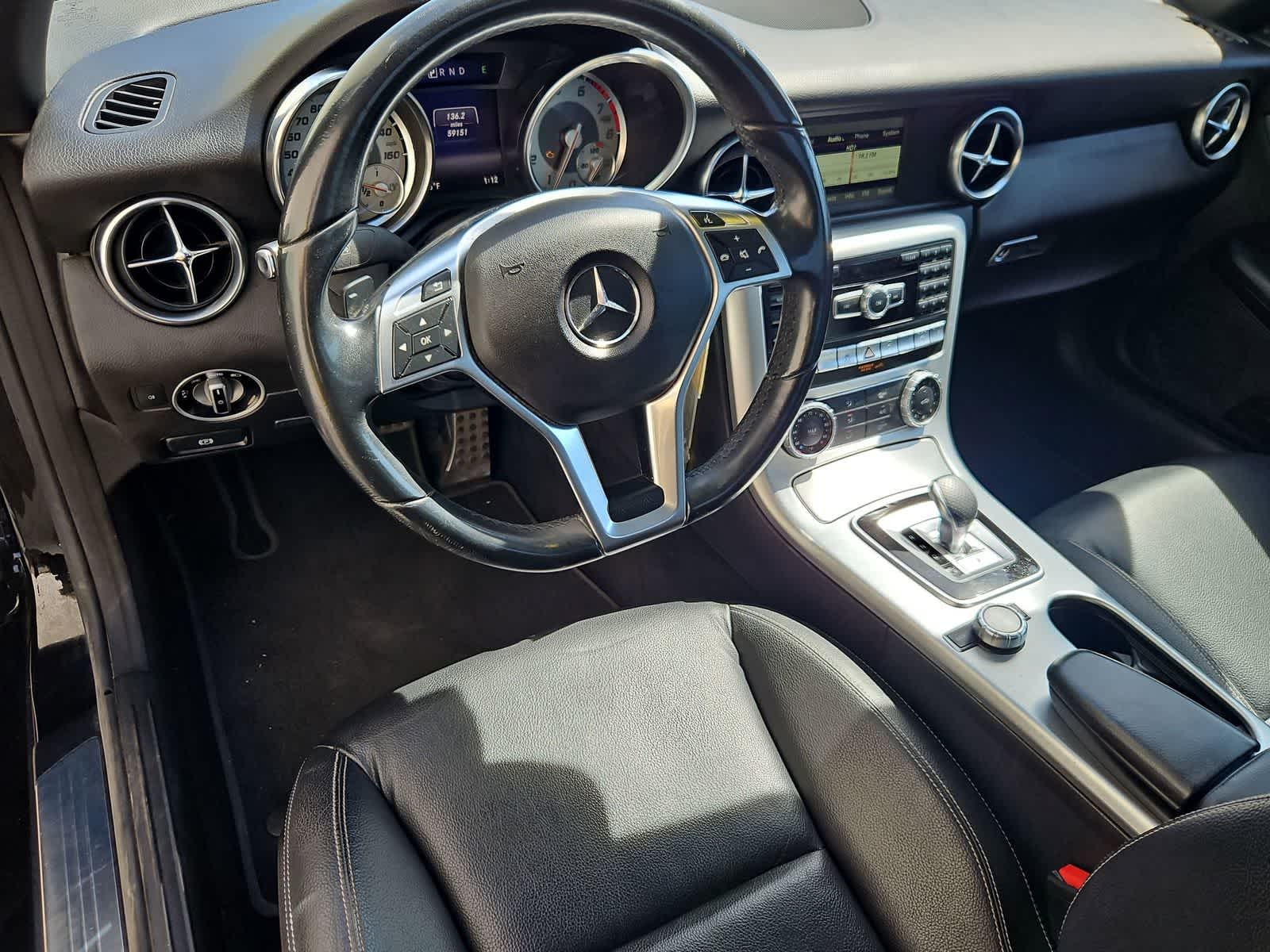 Thumbnail: 2016 Mercedes-Benz SLK - 2