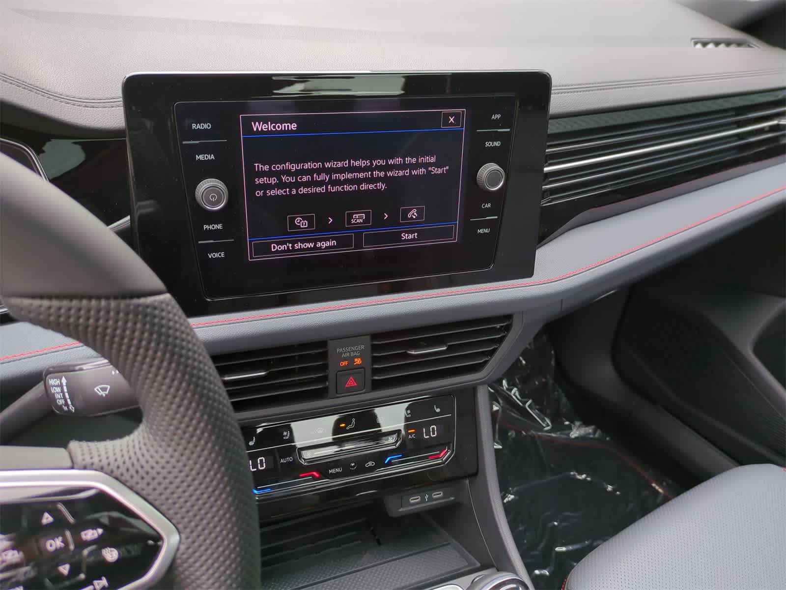 Thumbnail: 2025 Volkswagen Jetta - 28