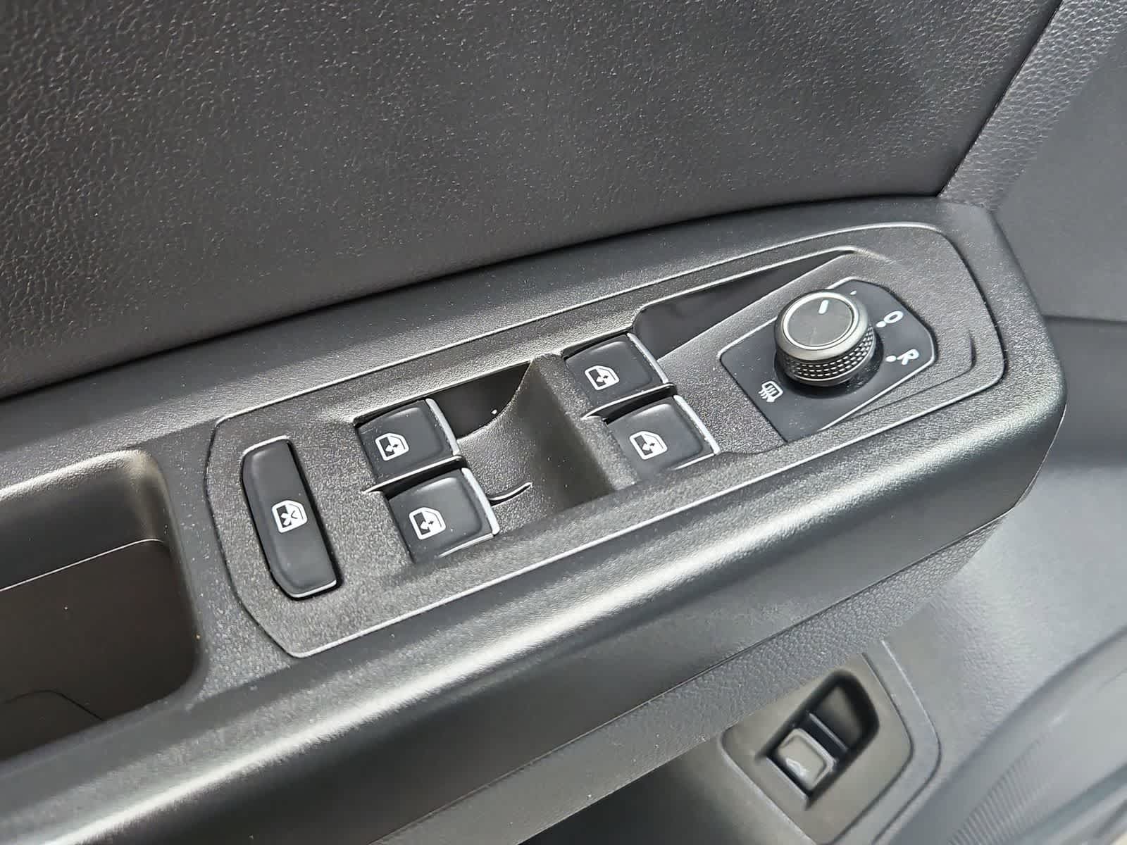 Thumbnail: 2019 Volkswagen Atlas - 17