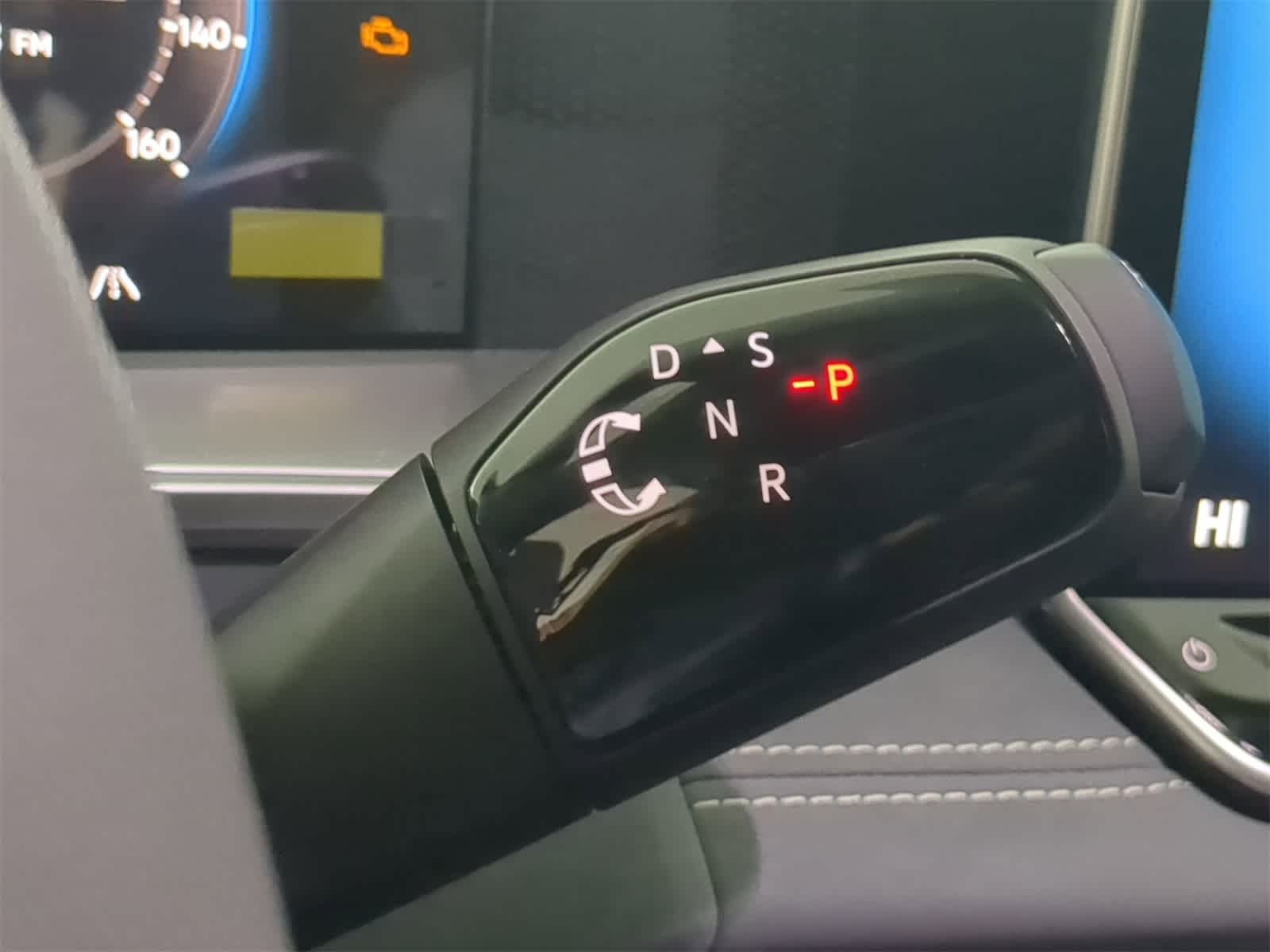 Thumbnail: 2025 Volkswagen Tiguan - 32