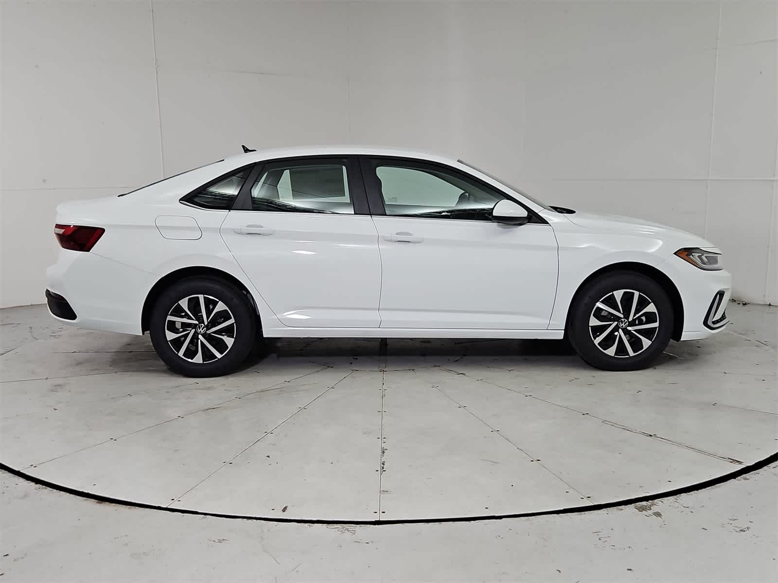 Thumbnail: 2026 Volkswagen Jetta - 7