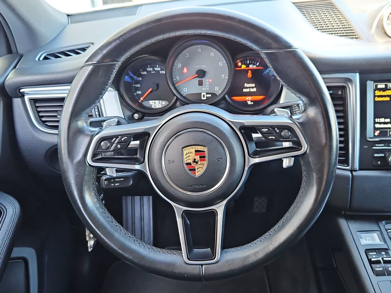Thumbnail: 2016 Porsche Macan - 23