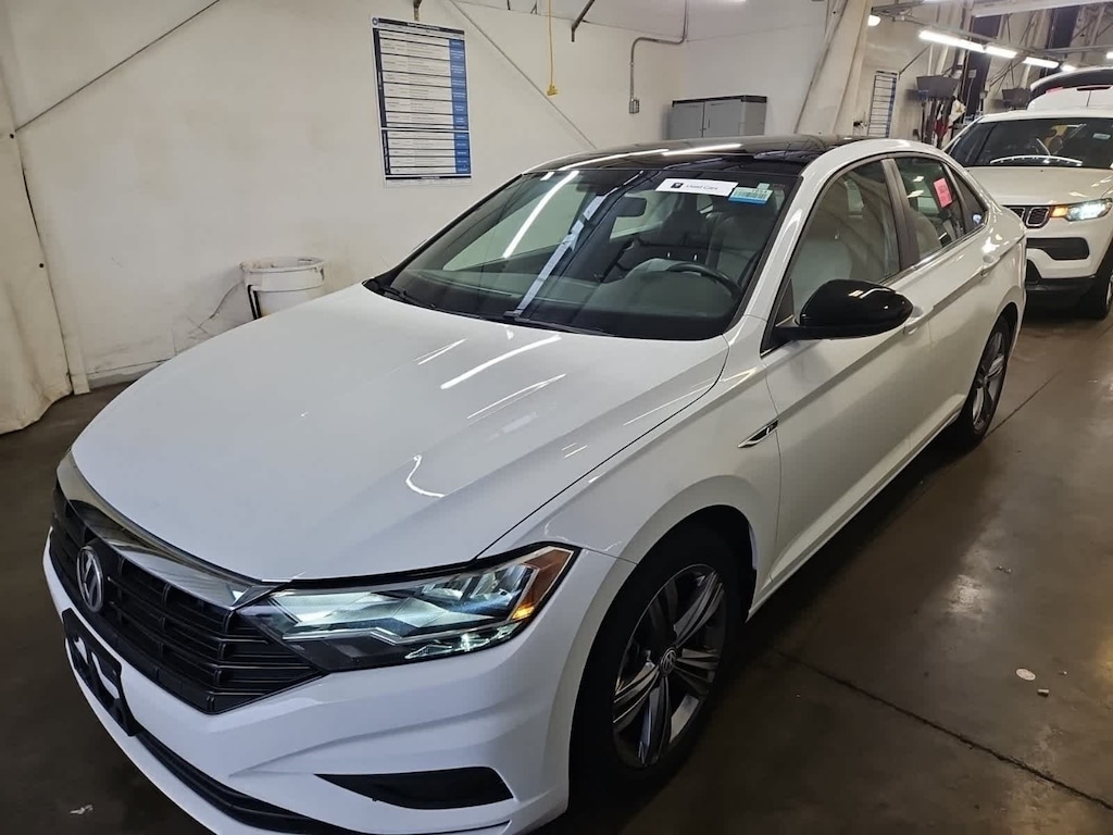 Used 2020 Volkswagen Jetta 1.4T R-Line w/SULEV Sedan