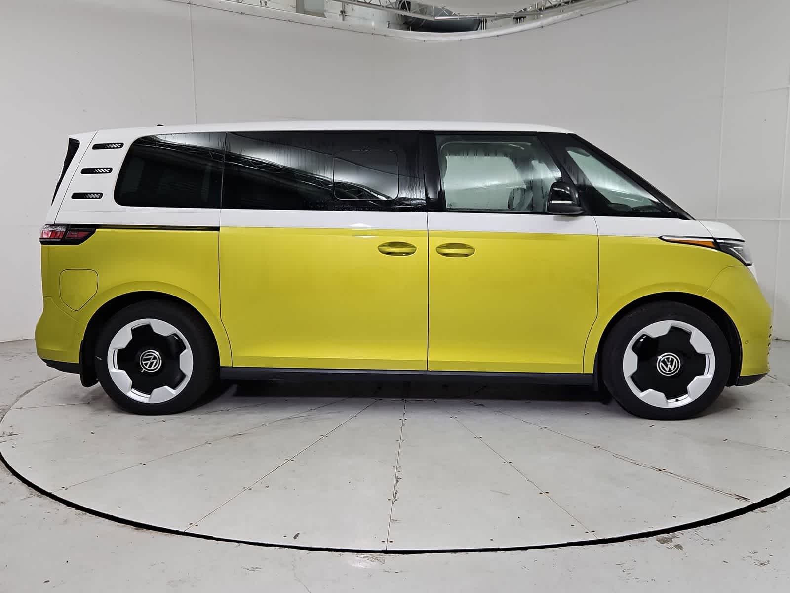 Thumbnail: 2025 Volkswagen ID.Buzz - 7