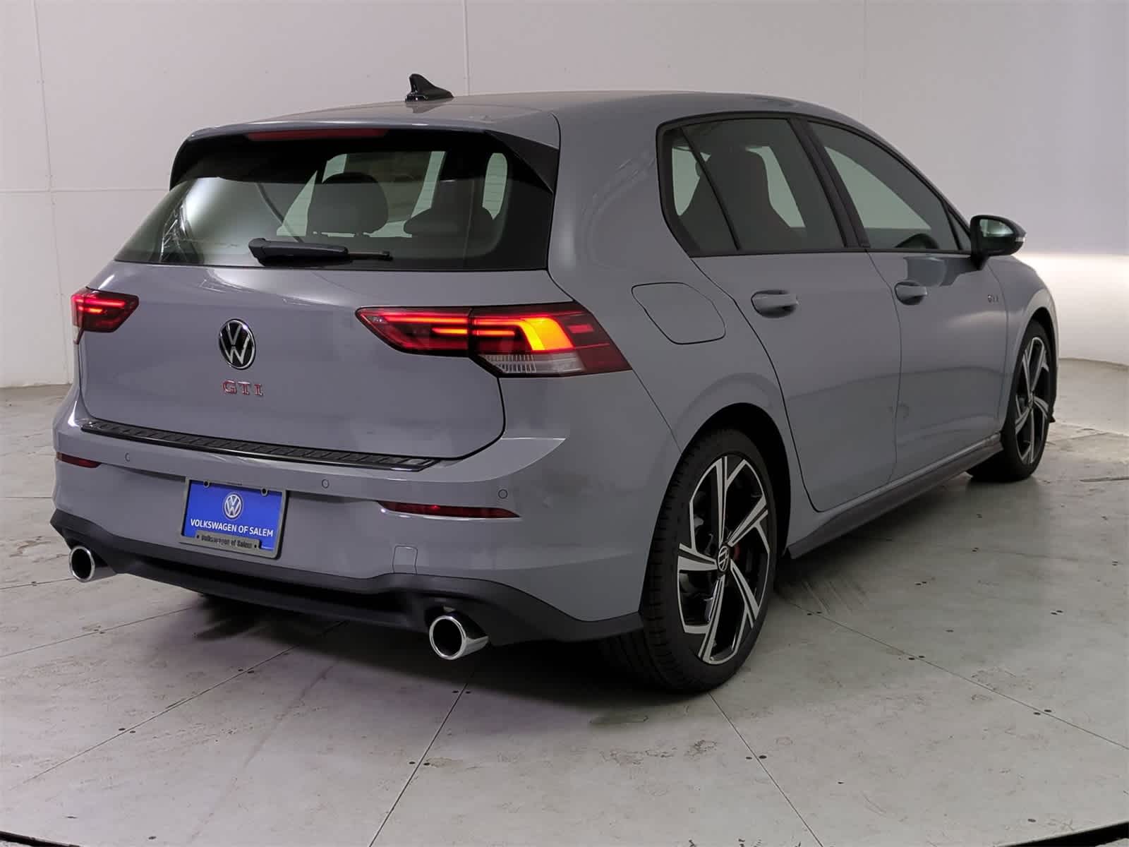 Thumbnail: 2025 Volkswagen Golf - 6