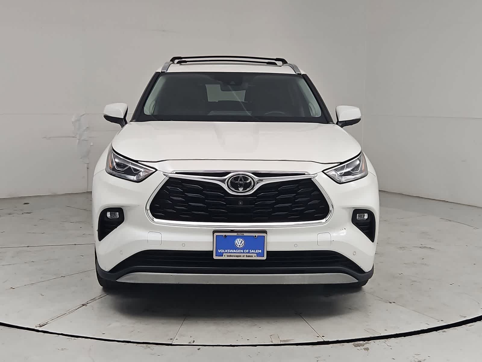 Thumbnail: 2020 Toyota Highlander - 8