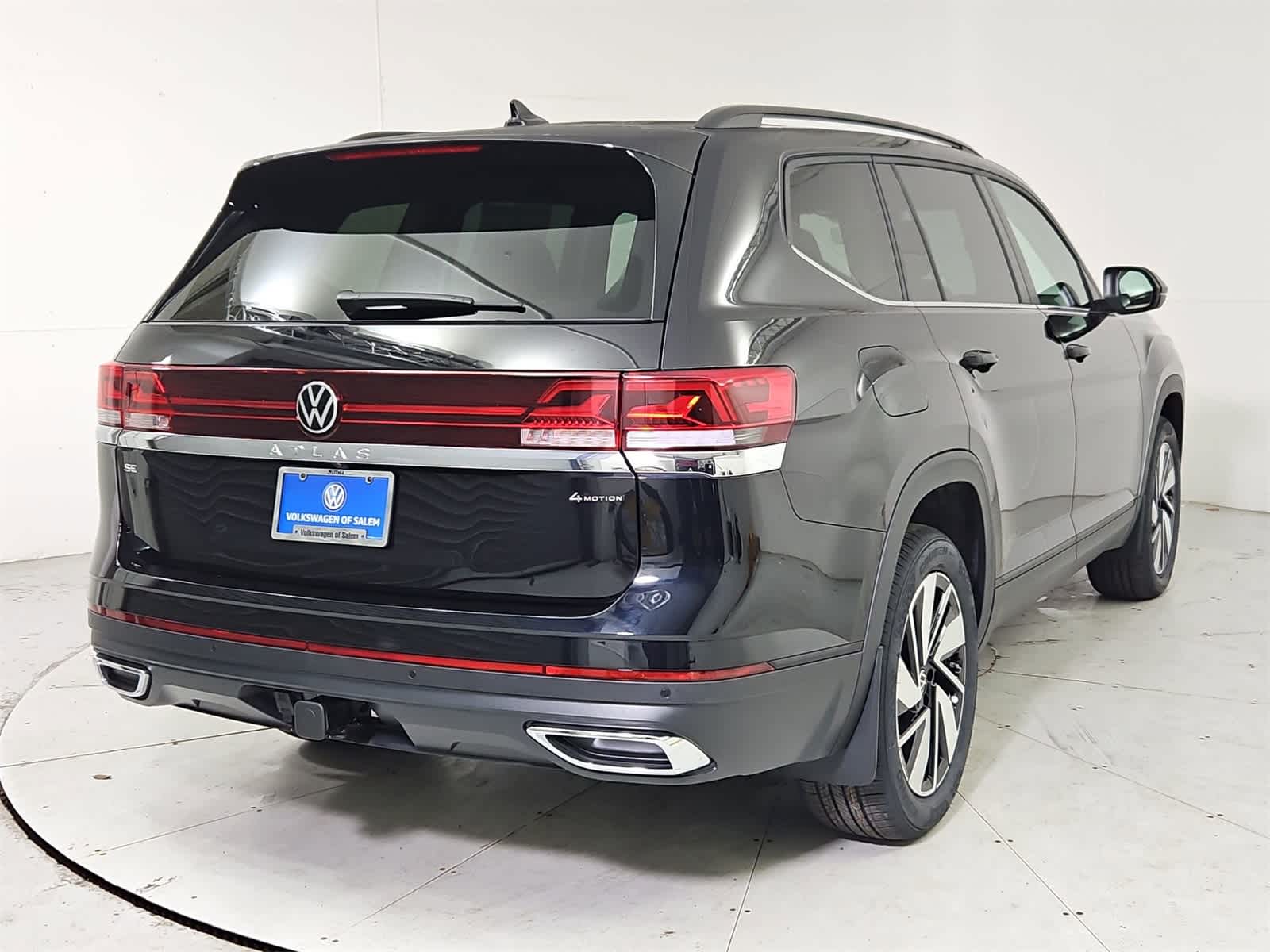 Thumbnail: 2026 Volkswagen Atlas - 6