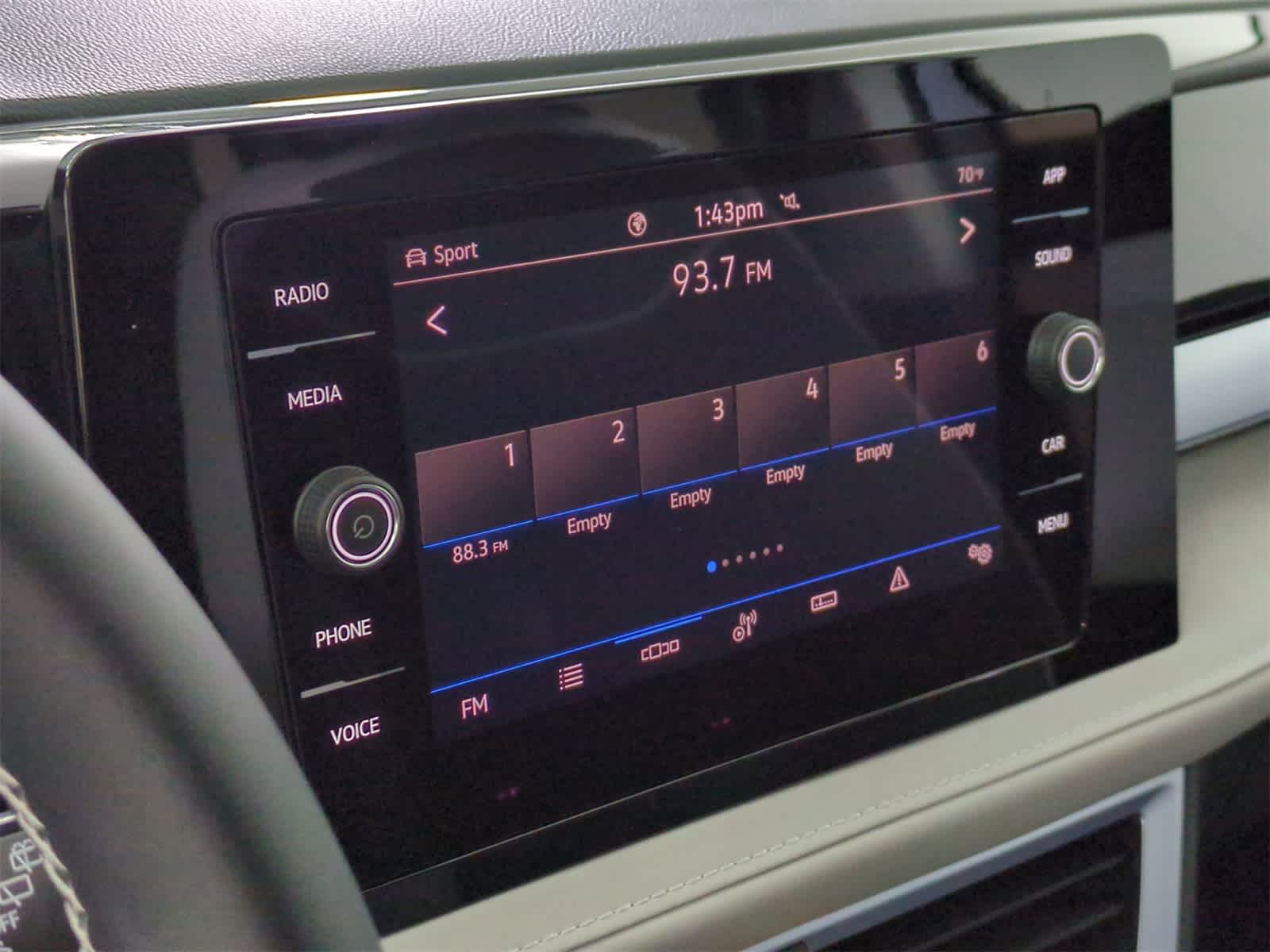 Thumbnail: 2025 Volkswagen Taos - 29