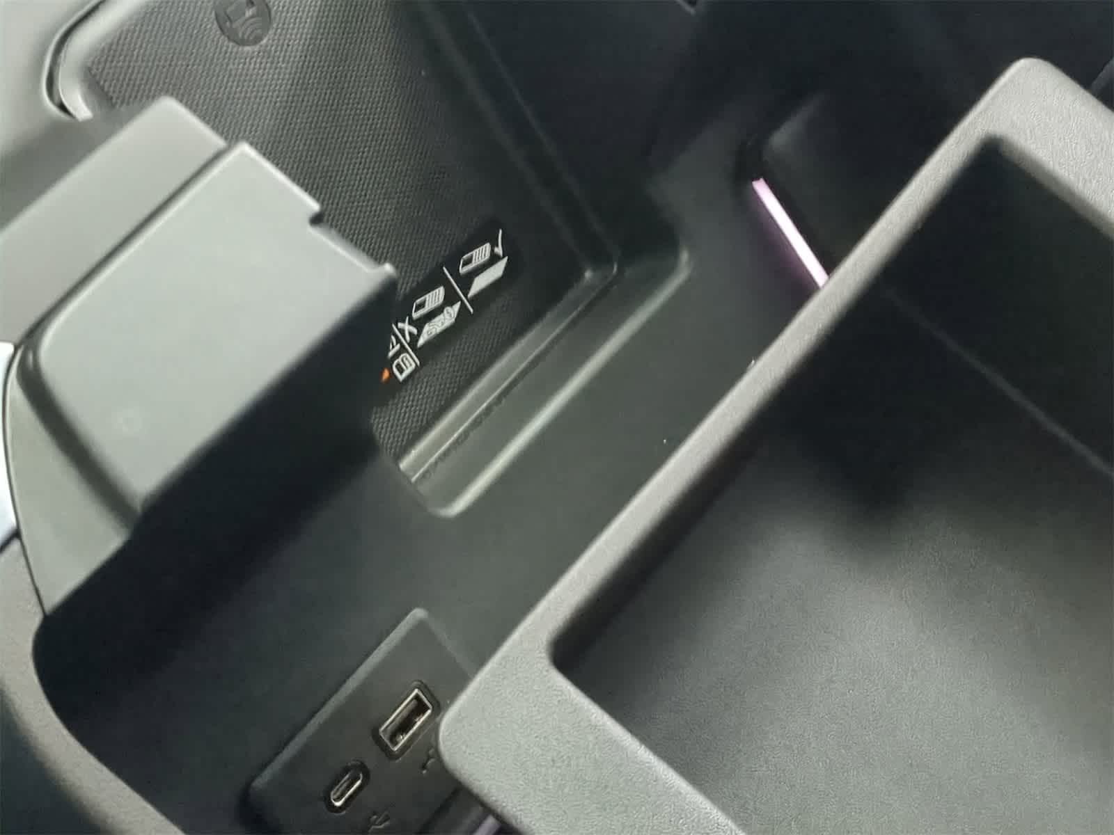 Thumbnail: 2022 Chevrolet Silverado 1500 - 28