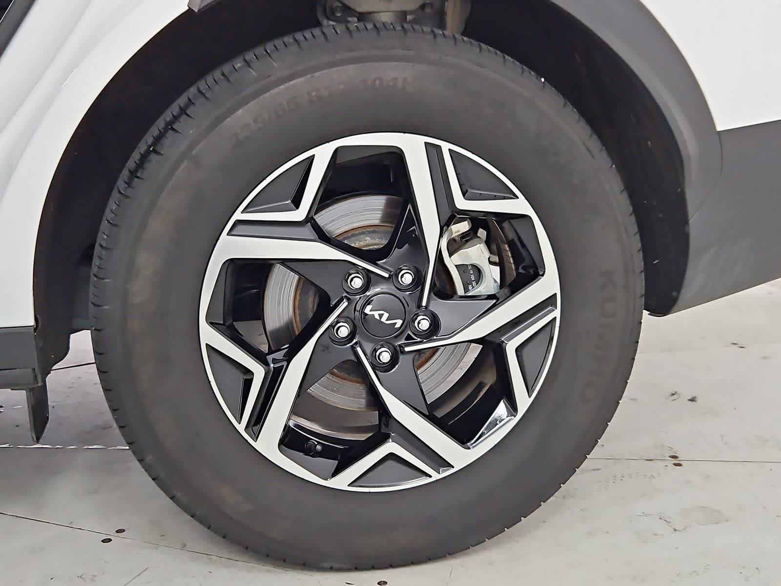 Thumbnail: 2025 Kia Sportage - 13