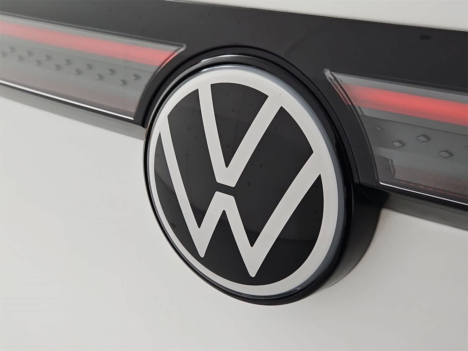 Thumbnail: 2023 Volkswagen ID.4 - 11