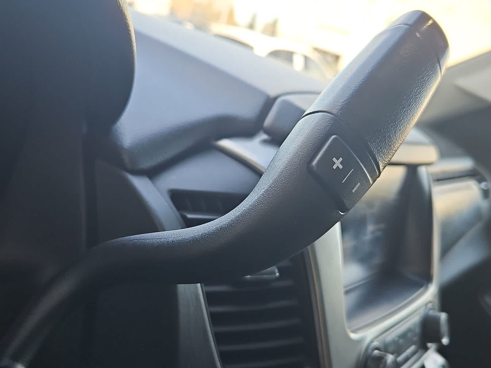 Thumbnail: 2018 Chevrolet Tahoe - 33