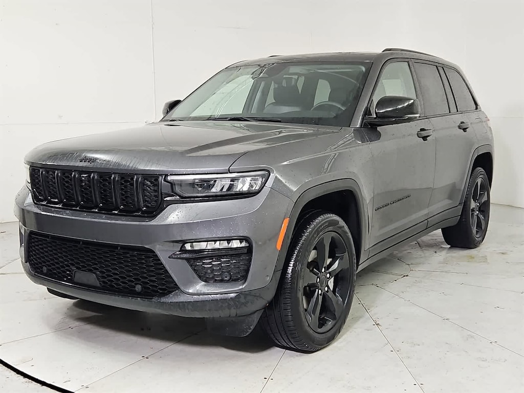 Used 2023 Jeep Grand Cherokee Limited SUV