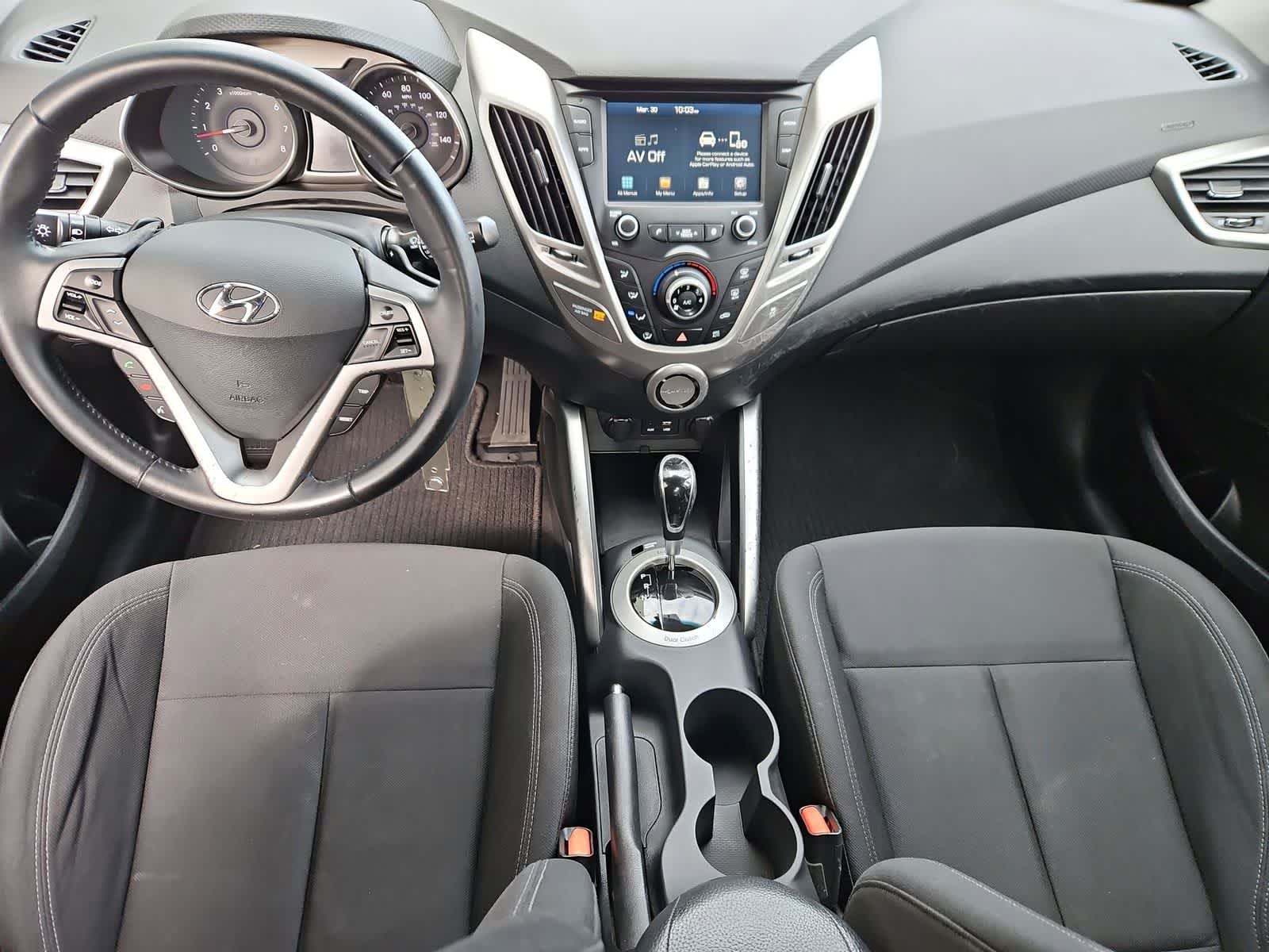 Thumbnail: 2017 Hyundai Veloster - 15