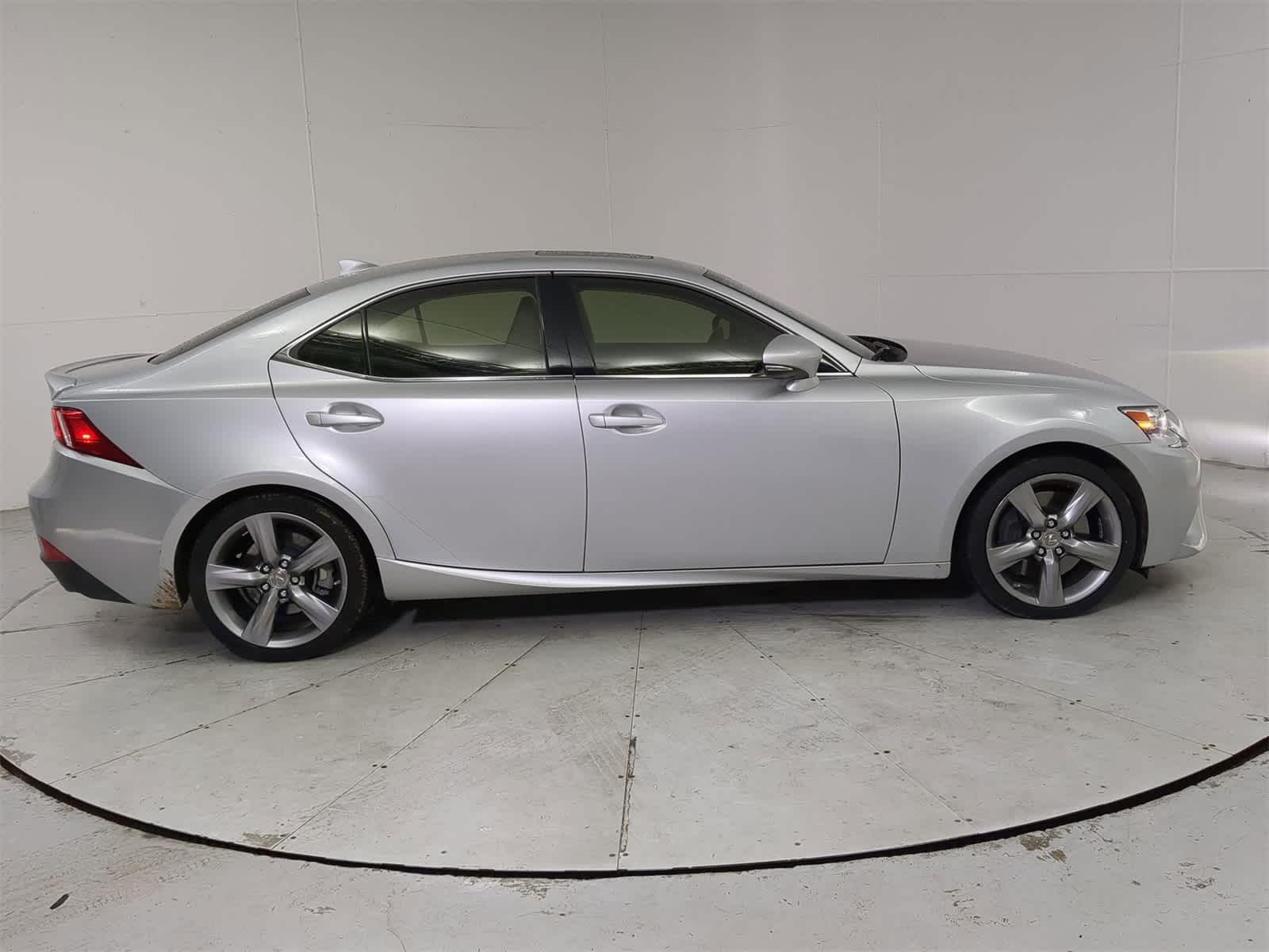 Thumbnail: 2015 Lexus IS - 7