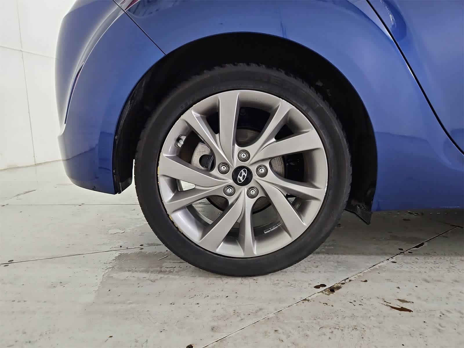 Thumbnail: 2017 Hyundai Veloster - 13