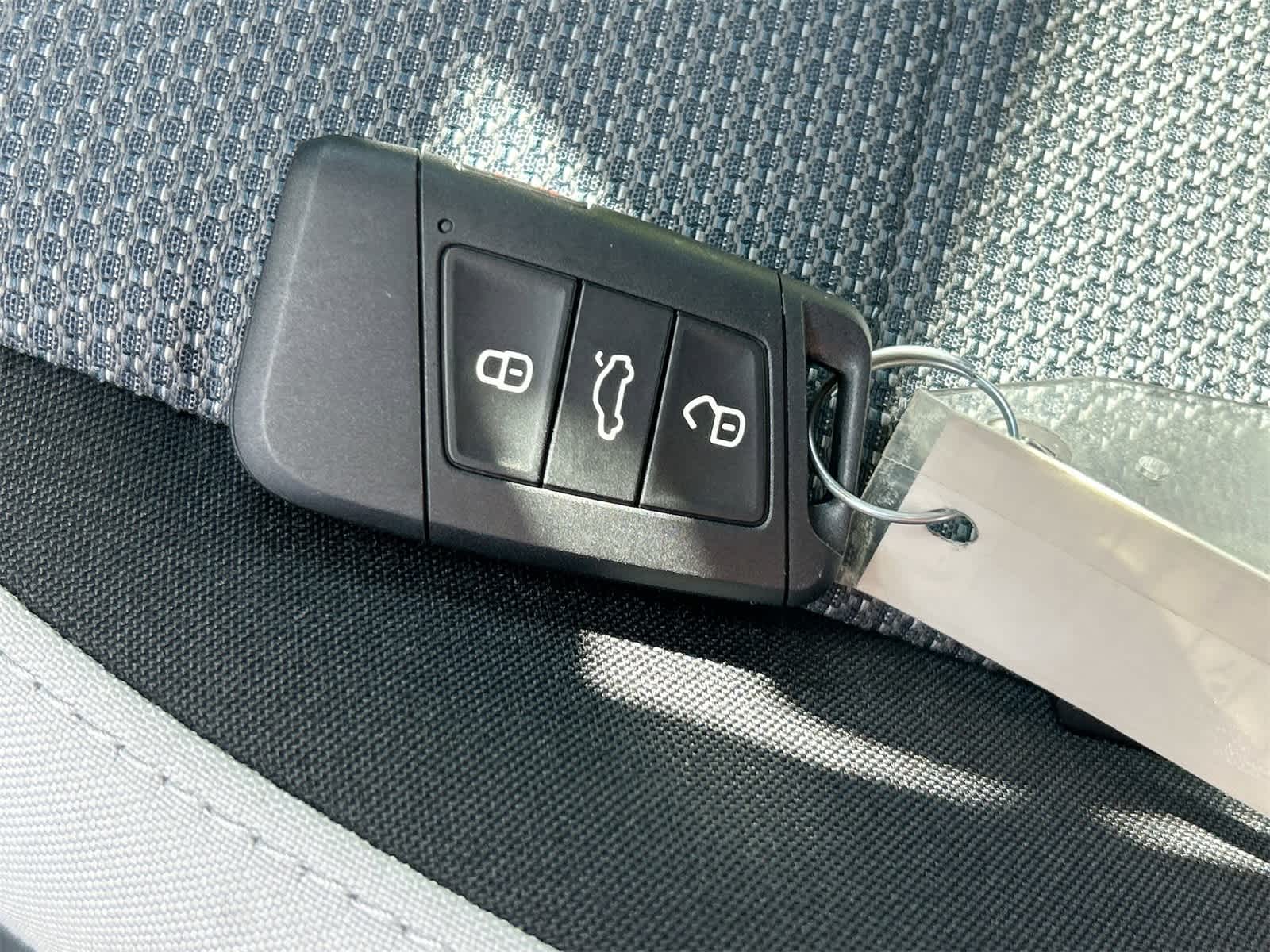 Thumbnail: 2025 Volkswagen Taos - 35