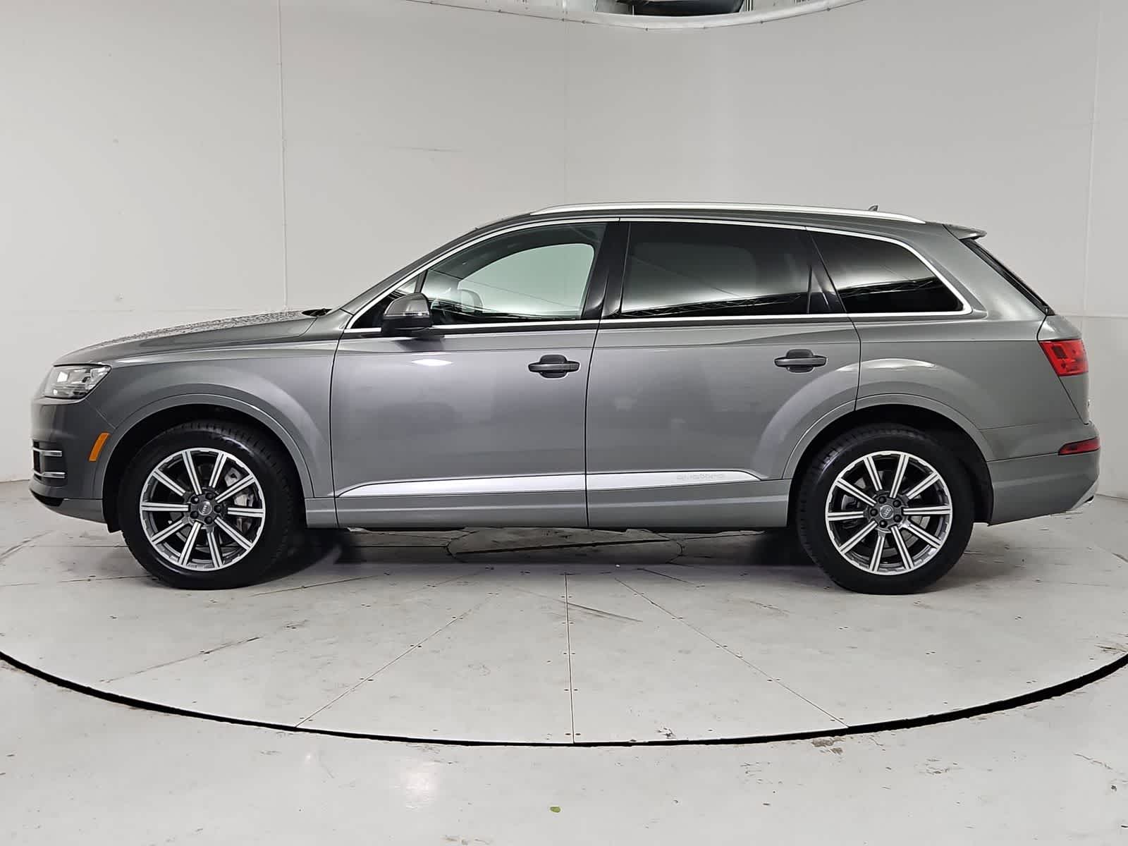 Thumbnail: 2017 Audi Q7 - 3