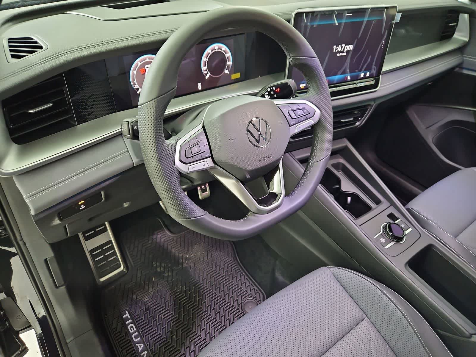 Thumbnail: 2026 Volkswagen Tiguan - 2