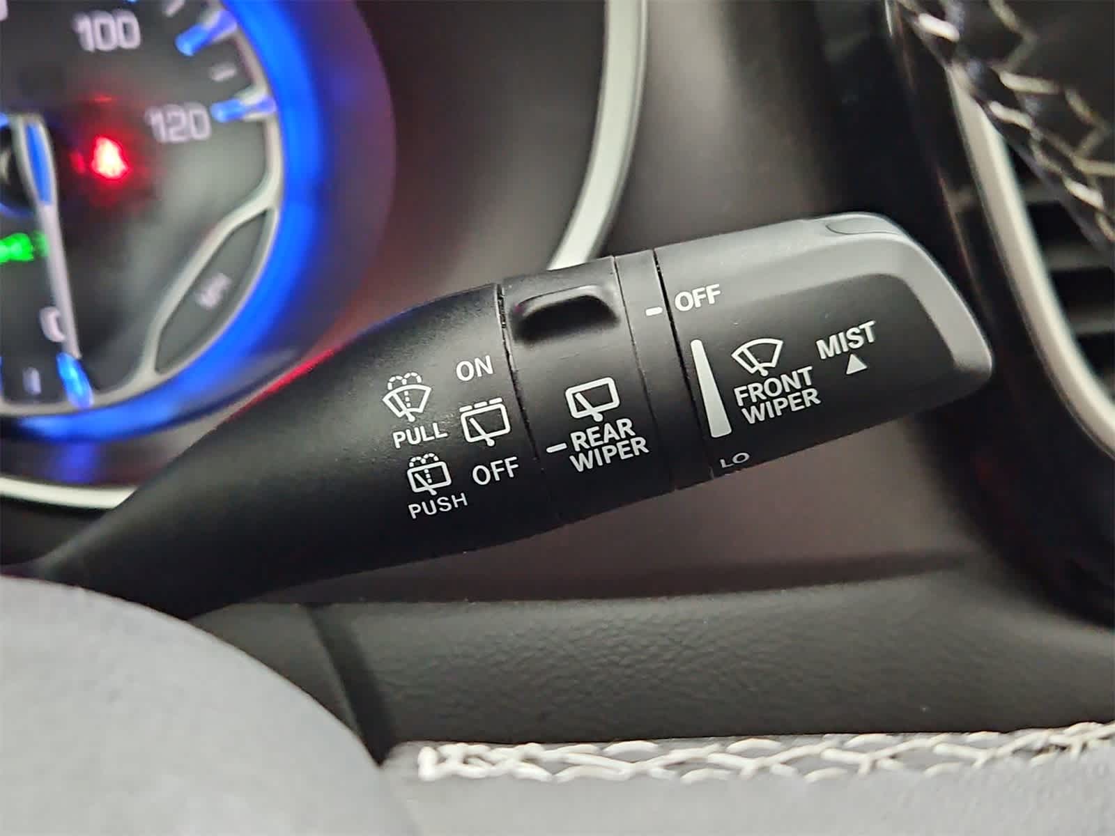 Thumbnail: 2024 Chrysler Pacifica - 25