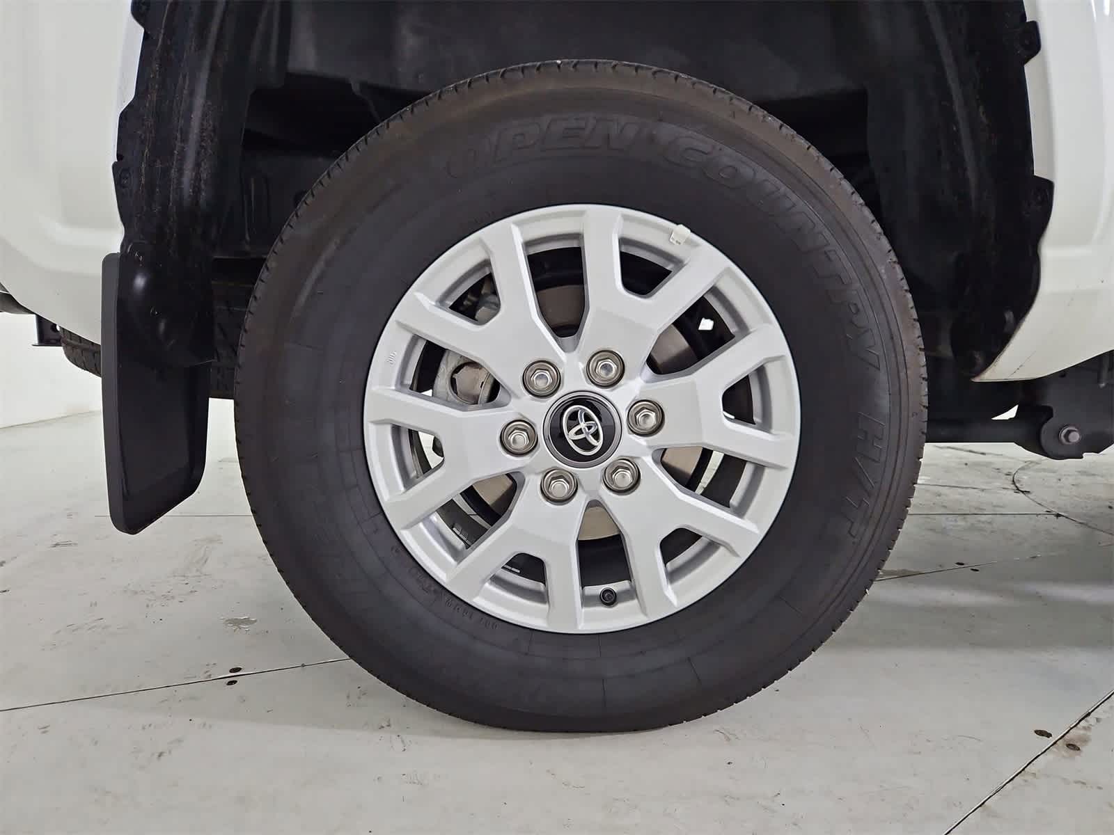 Thumbnail: 2024 Toyota Tacoma - 13