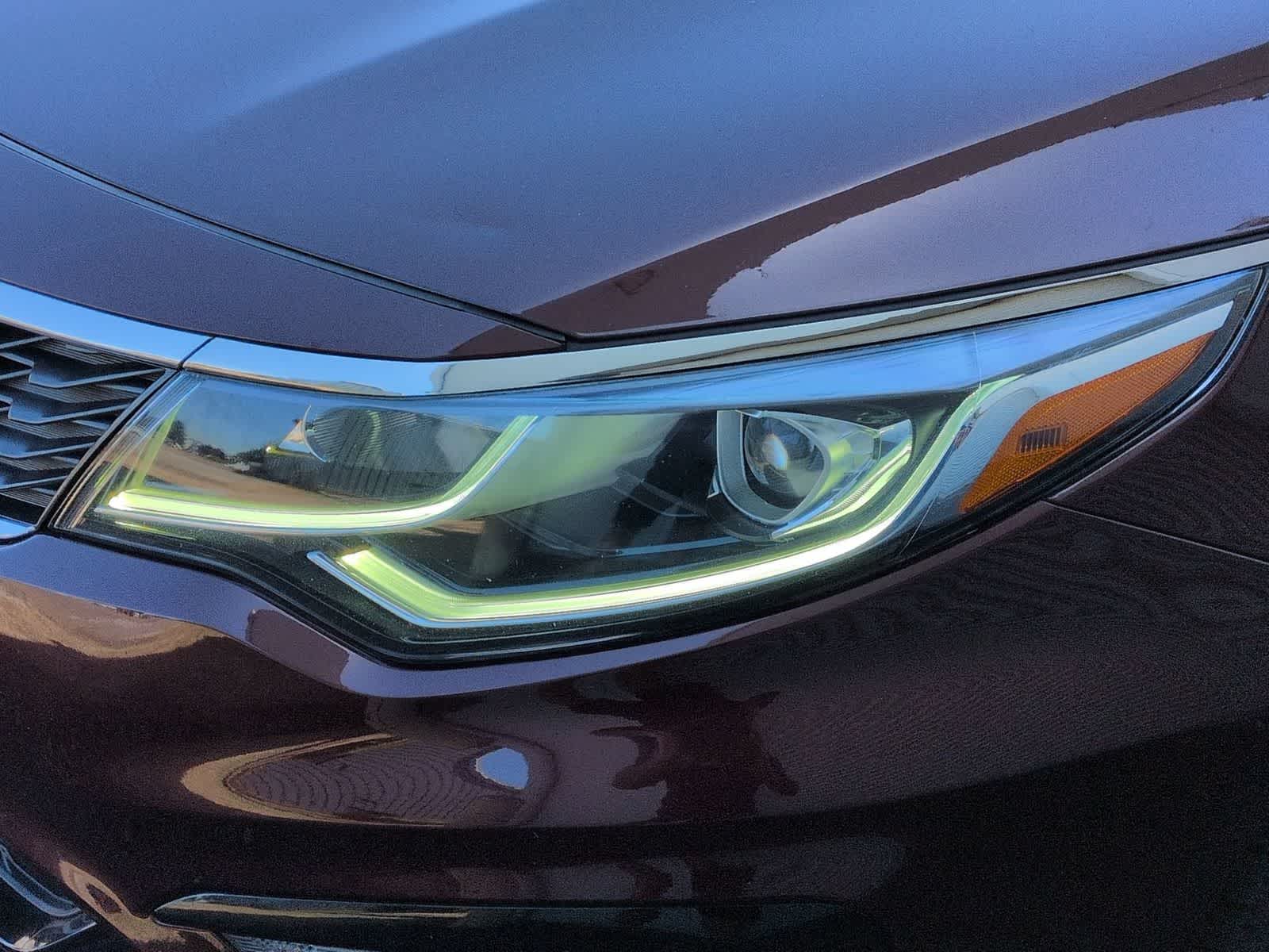 Thumbnail: 2020 Kia Optima - 9